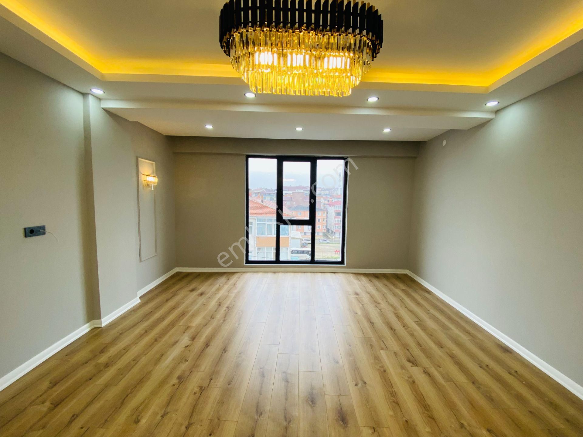 Güven'den Kapaklı'da K.otoparklı,kombili,ankastreli 2+1 Daire