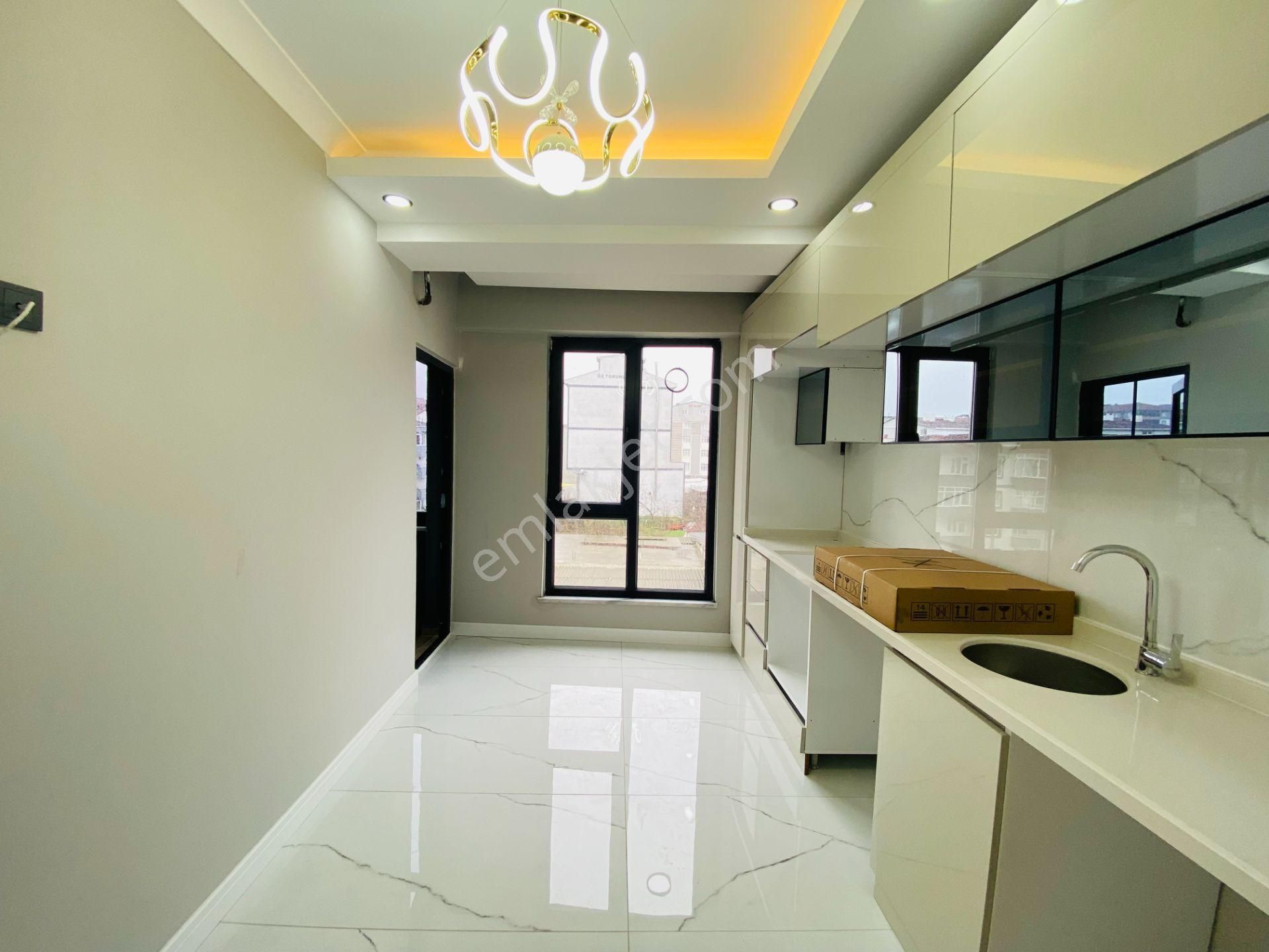 Güven'den Kapaklı'da K.otoparklı,kombili,ankastreli 2+1 Daire - Görsel 7