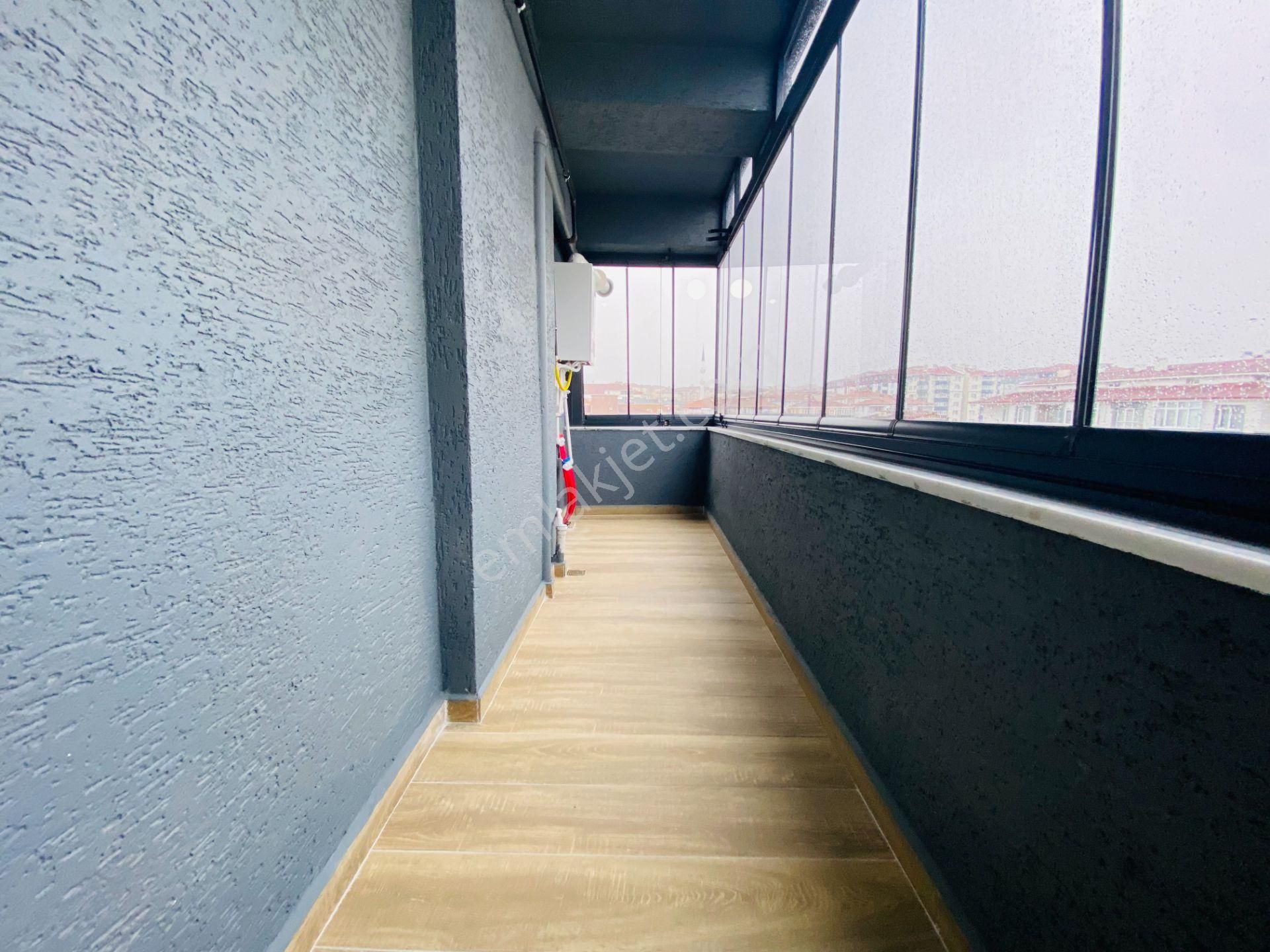 Güven'den Kapaklı'da K.otoparklı,kombili,ankastreli 2+1 Daire - Görsel 12