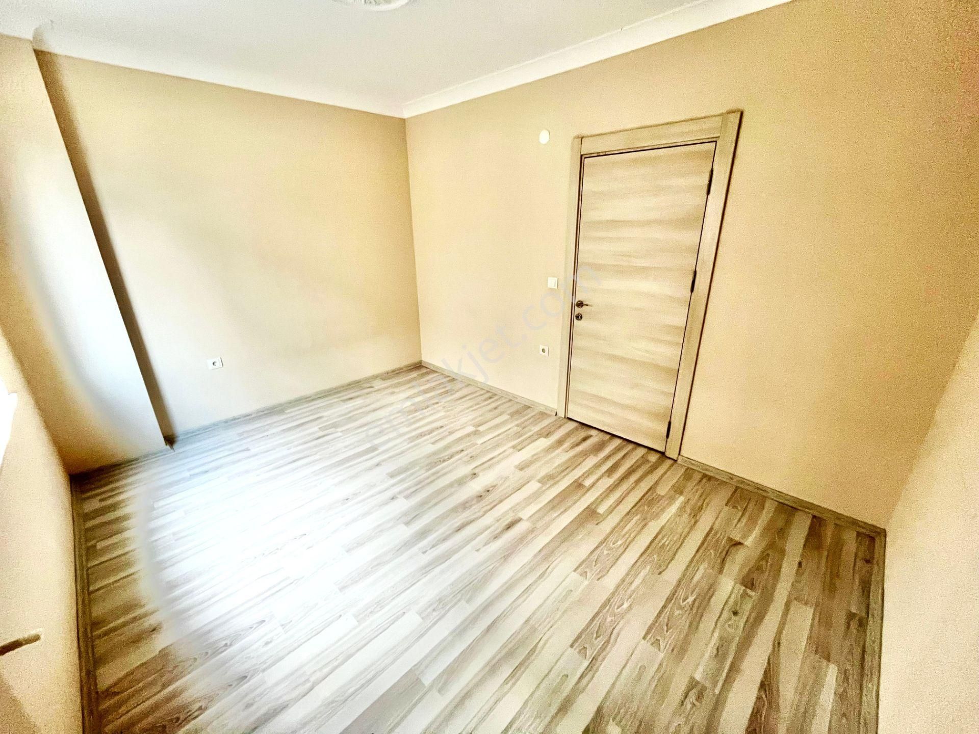 🎄aygül'den Akçay'da 5 Yaşında Masrafsız Doğalgazlı Asansörlü Ara Kat Denize Yakın 1+1 Satılık Daire - Görsel 27