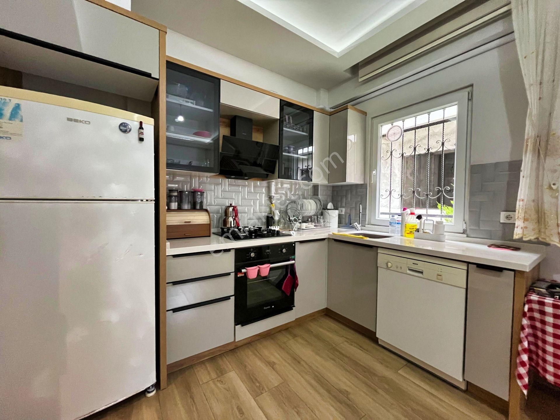 🔵🔵aktif'ten Yatırımın Tam Kalbi Akçay Merkezde 4 Yaşında Masrafsız Kombili Cam Balkonlu 1+1 Daire