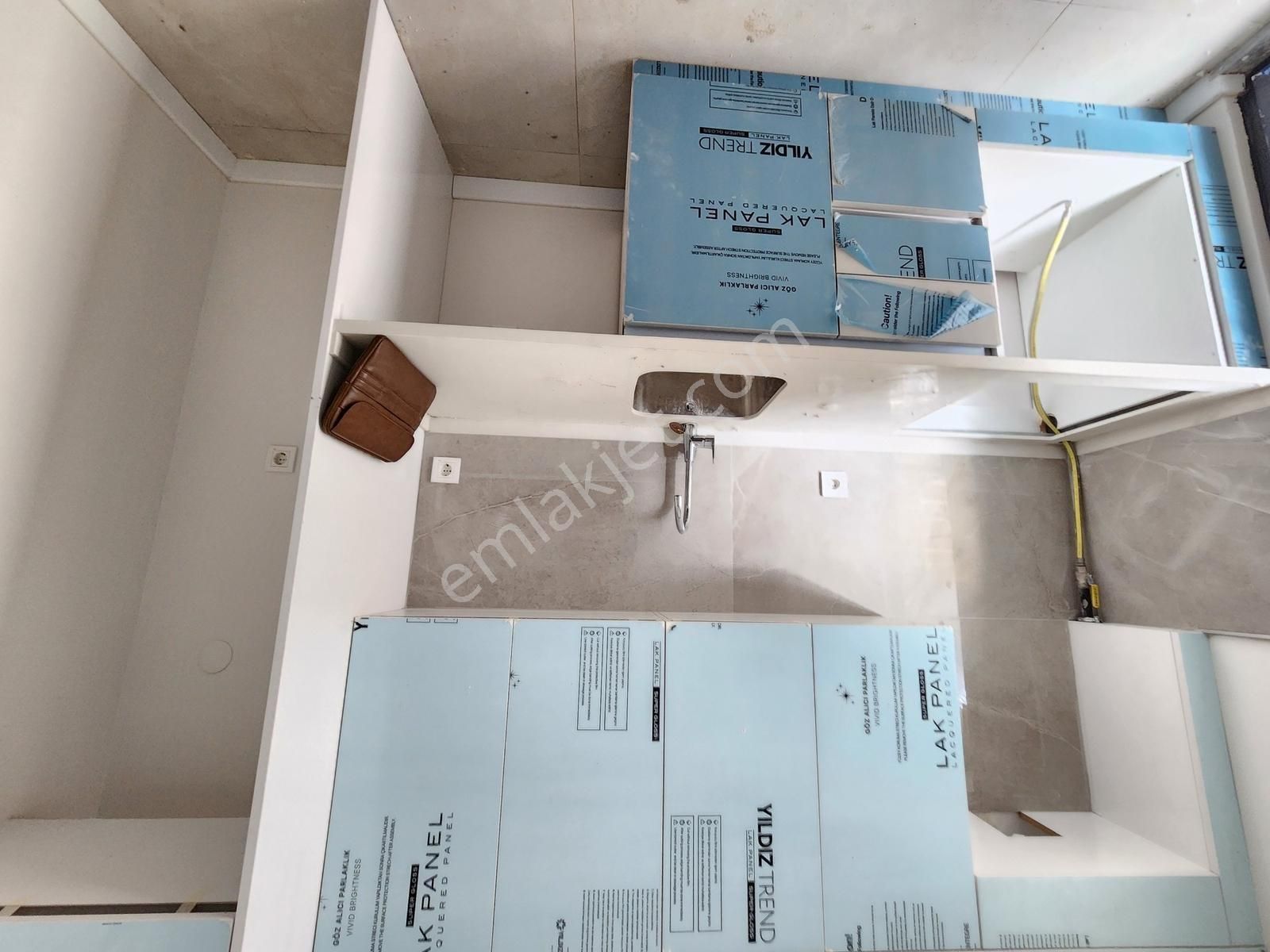 Sıfır Bina, Kapalı Mutfaklı, 55m2 Bahçe Kullanımlı 2+1 Daire - Görsel 23