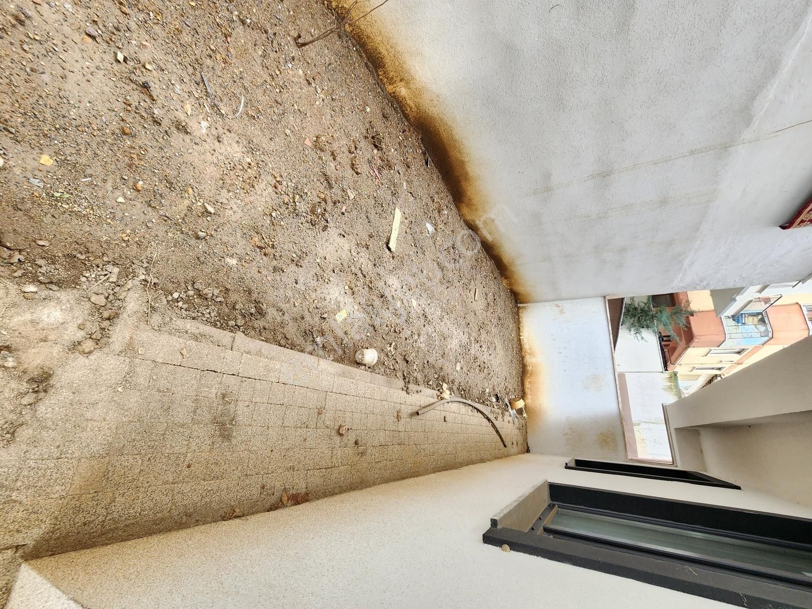 Sıfır Bina, Kapalı Mutfaklı, 55m2 Bahçe Kullanımlı 2+1 Daire - Görsel 20