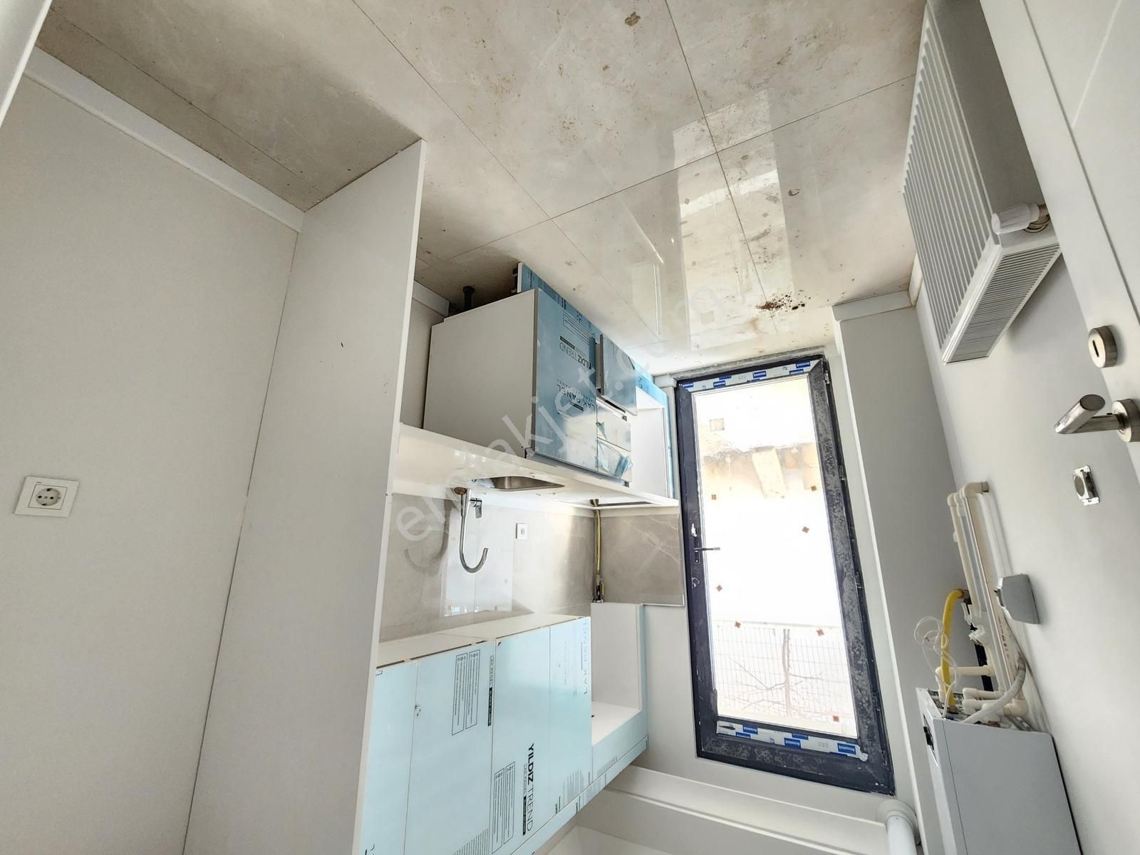 Sıfır Bina, Kapalı Mutfaklı, 55m2 Bahçe Kullanımlı 2+1 Daire - Görsel 14