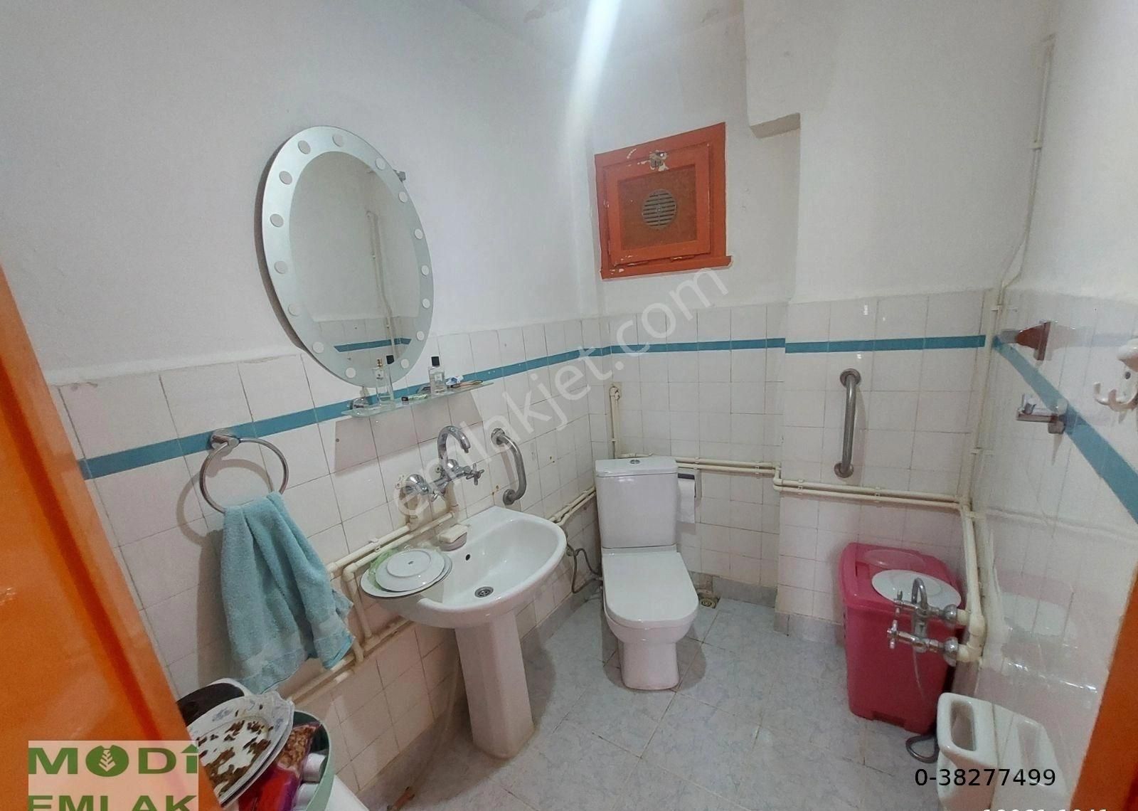 Salacak Satılık 2+1 Yatırımlık Daire - Görsel 9