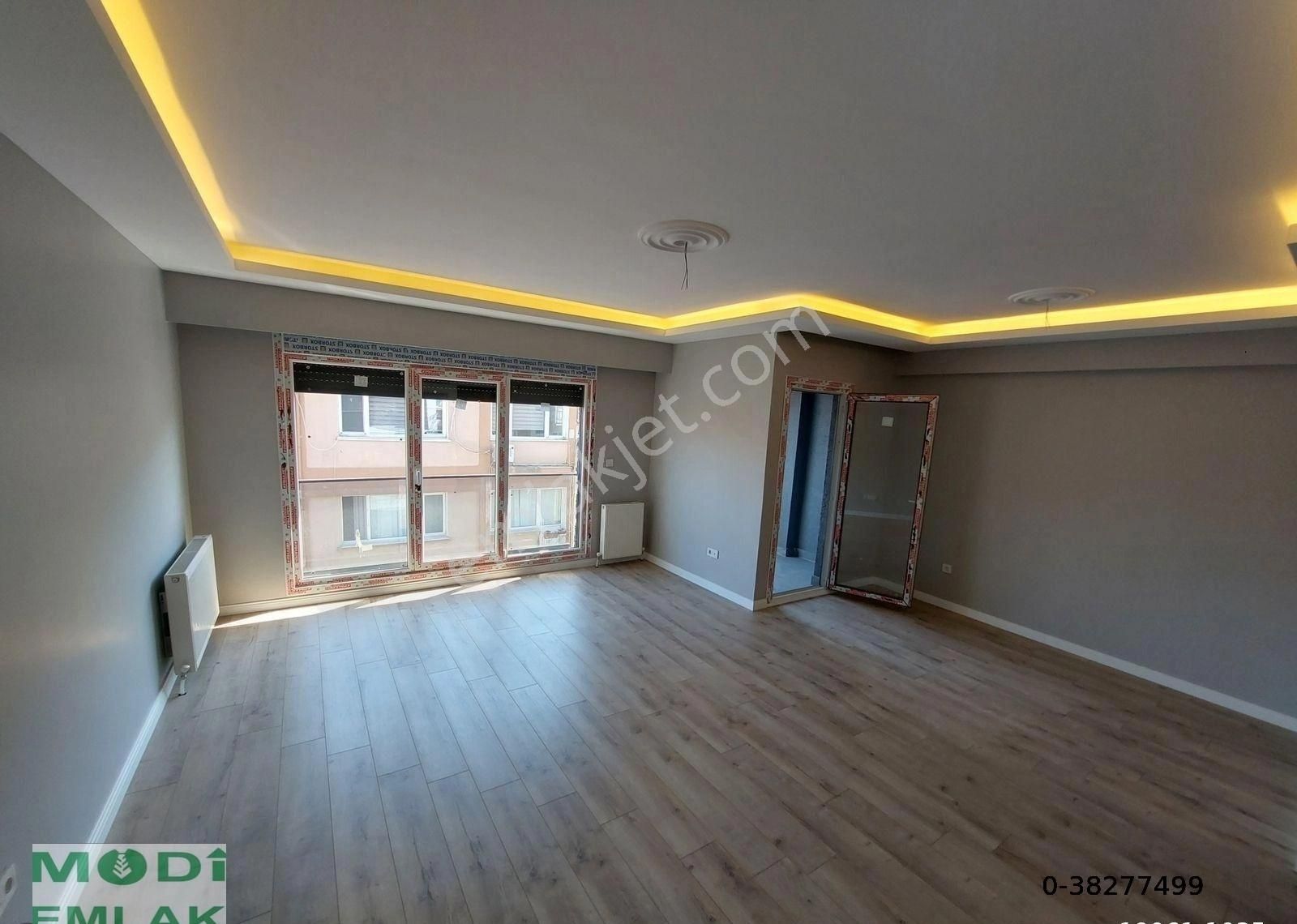 İcadiye Sıfır Binada Asansörlü Satılık 4+1 Dubleks