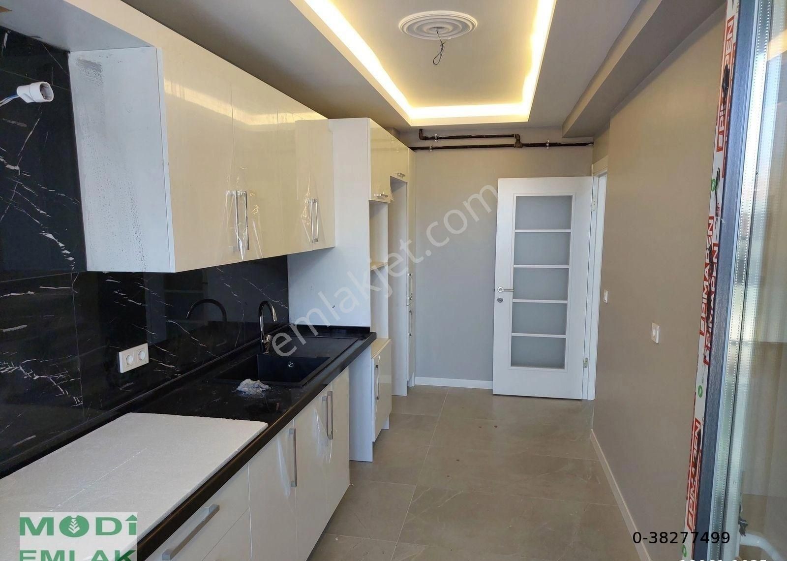 İcadiye Sıfır Binada Asansörlü Satılık 4+1 Dubleks - Görsel 7