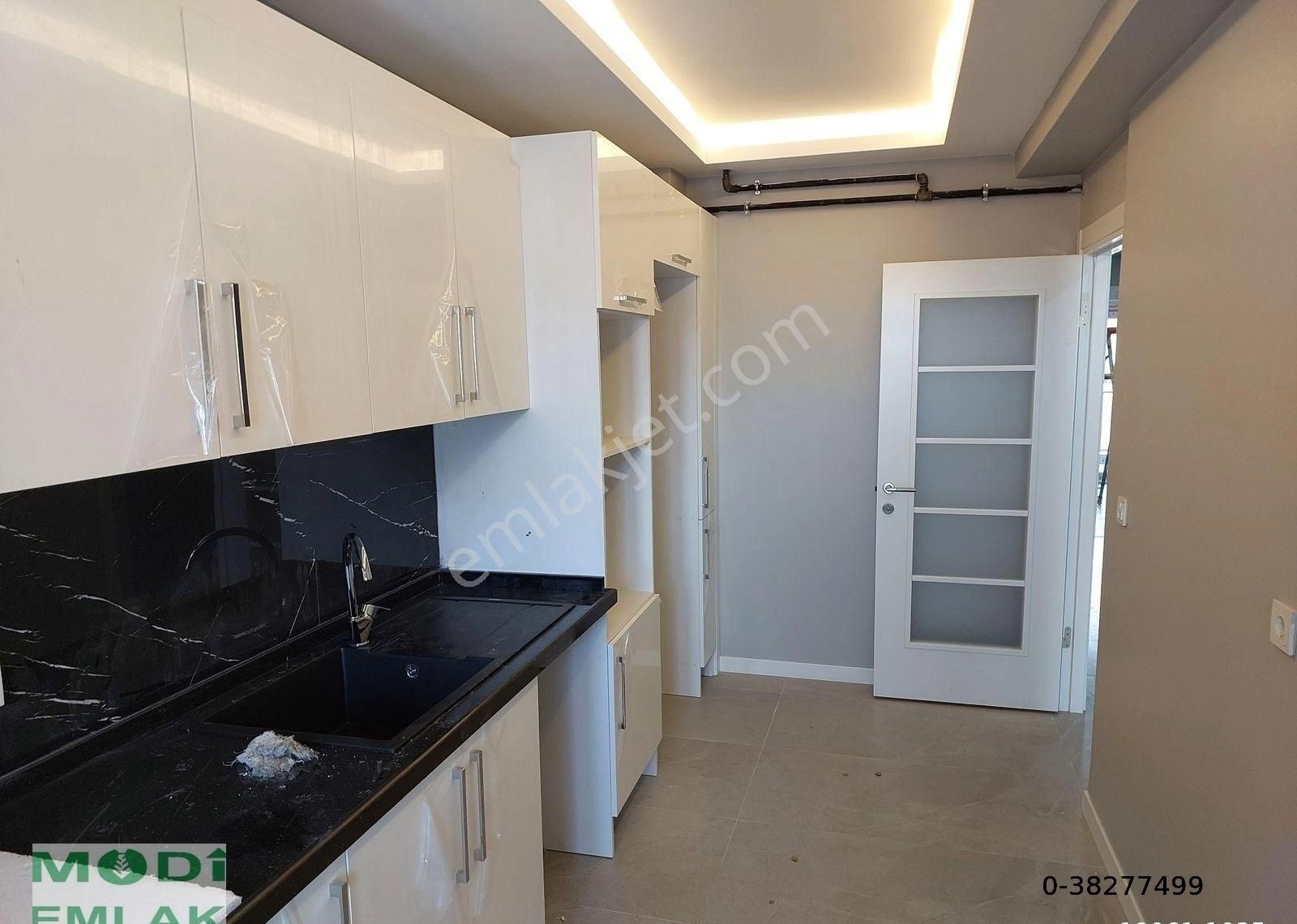 İcadiye Sıfır Binada Asansörlü Satılık 4+1 Dubleks - Görsel 35