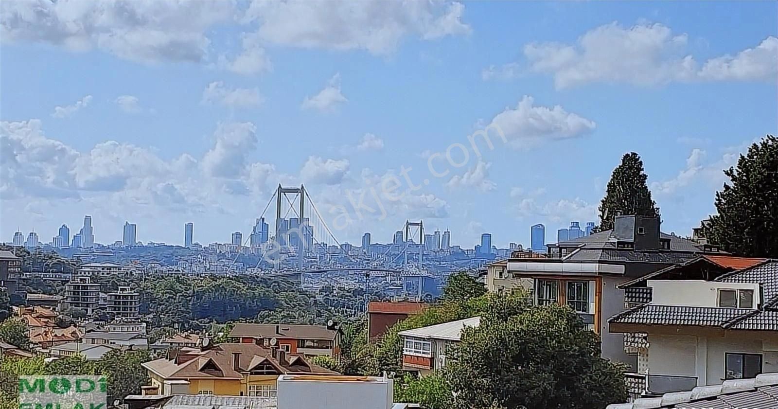 Burhaniye Kapalı Otoparklı Asansörlü Satılık 4+1 Dubleks