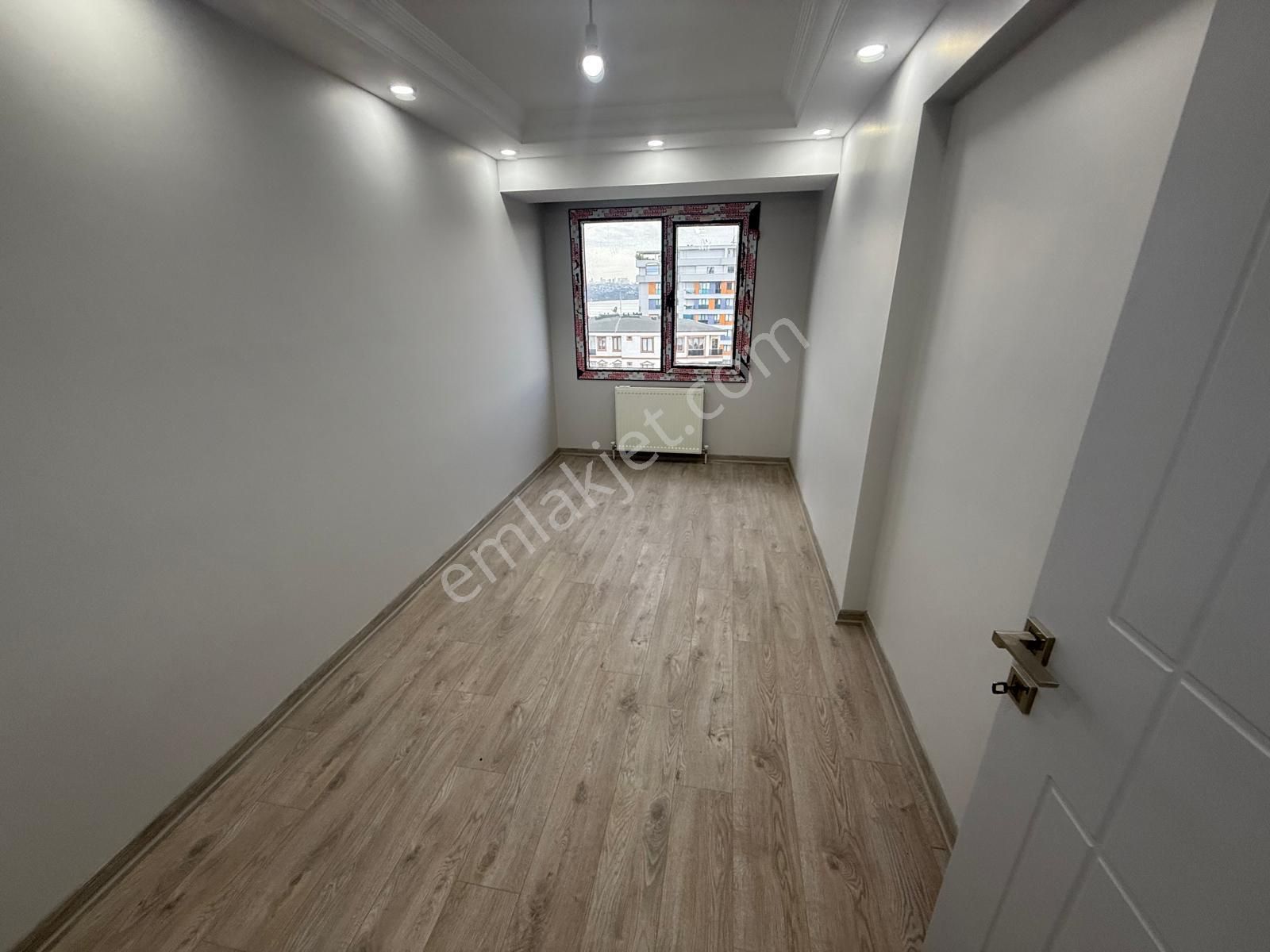 Barış'tan Site İçerisinde Göl Manzaralı Full Ön Cephe Lüks 3+1 - Görsel 22