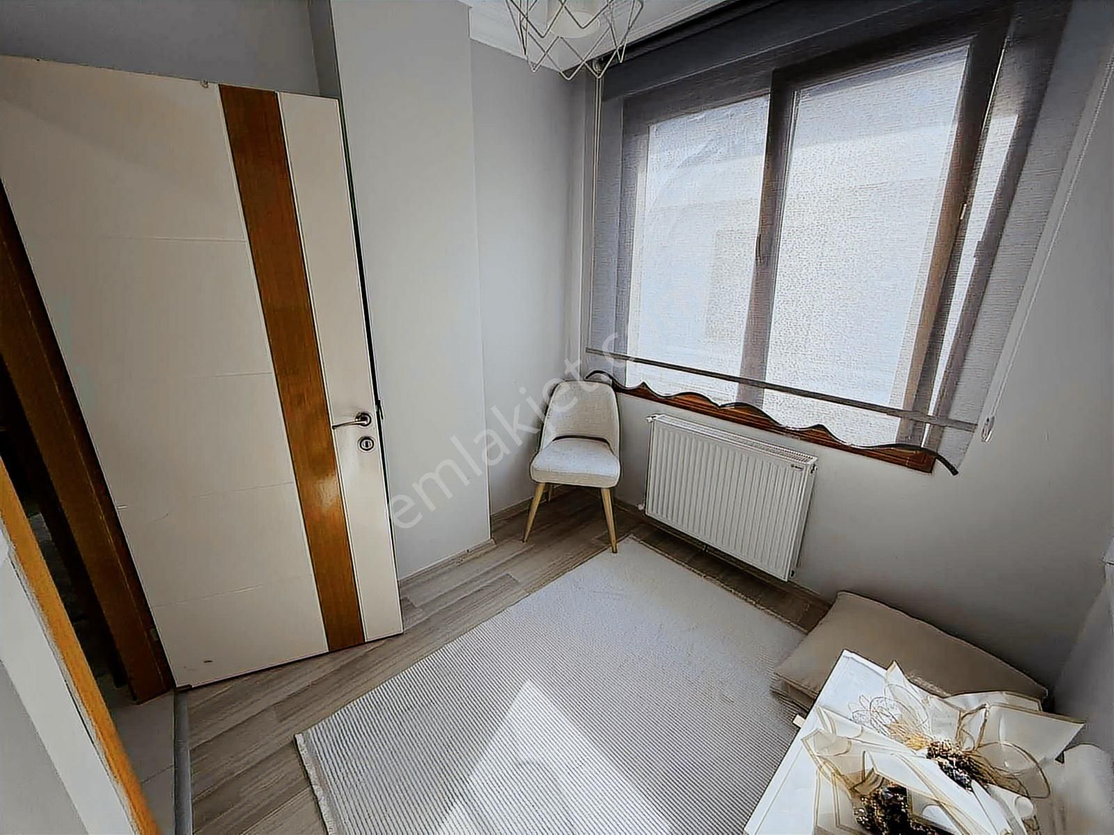Mahmutbey Caddesine 2. Bina / 2+1 65 M2 / Lüks Ve Kullanışlı - Görsel 34