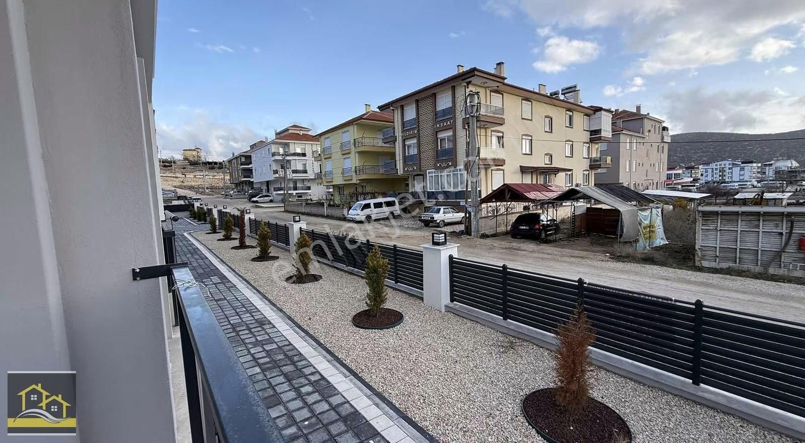 Arif Emlaktan Satılık Otogar Yakını 2+1 Muhteşem Daire - Görsel 11