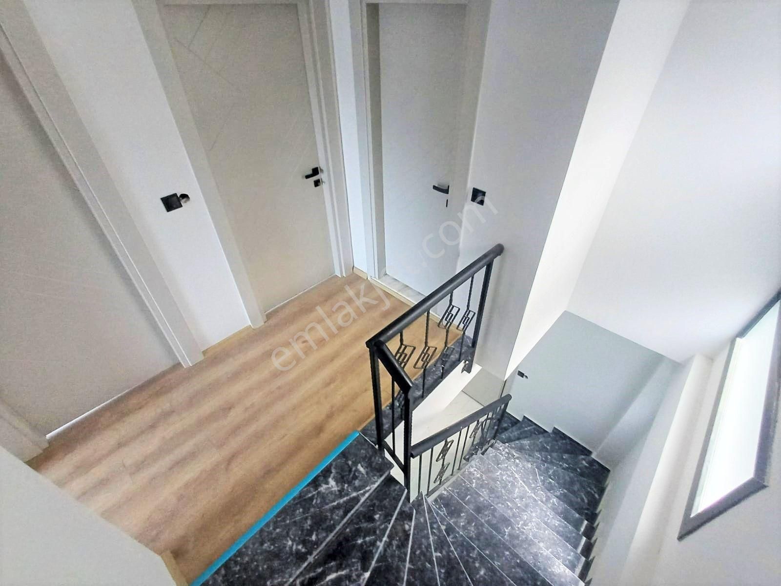 💦burhaniye Pelitköy'de💦aygül'den 💦denize Sıfır Nezih Site İçi Tam Bağımsız Lüks 3+1 Satılık Villa - Görsel 23