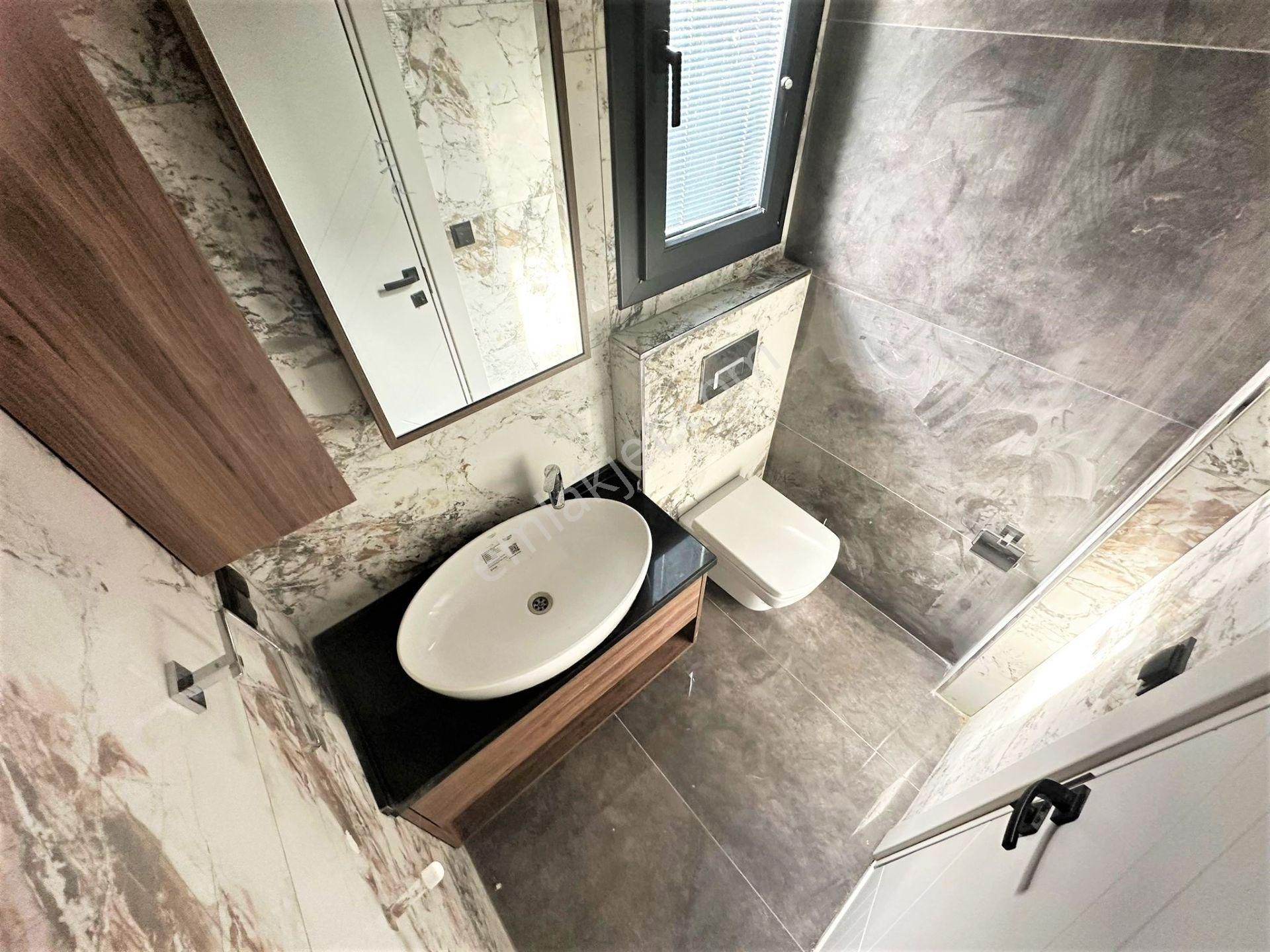 💦burhaniye Pelitköy'de💦aygül'den 💦denize Sıfır Nezih Site İçi Tam Bağımsız Lüks 3+1 Satılık Villa - Görsel 13