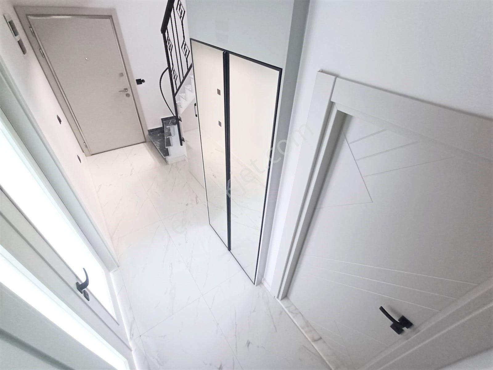 💦burhaniye Pelitköy'de💦aygül'den 💦denize Sıfır Nezih Site İçi Tam Bağımsız Lüks 3+1 Satılık Villa - Görsel 5