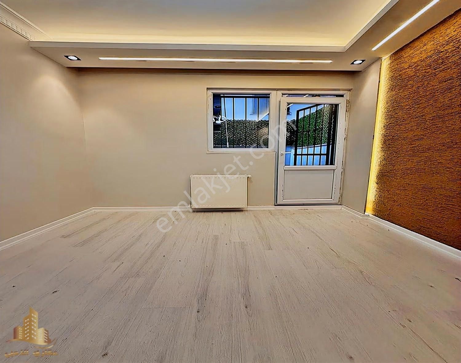 Bahçeşehire Komşu Lokasyonda Lüks Tasarımlı 2+1 Bahçeli Daire - Görsel 24