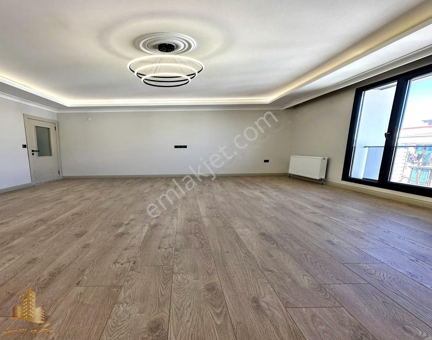 Bahçeşehire Komşu Tek Daire Üzeri Balkonlu Yüksek Giriş 2+1 - Görsel 12