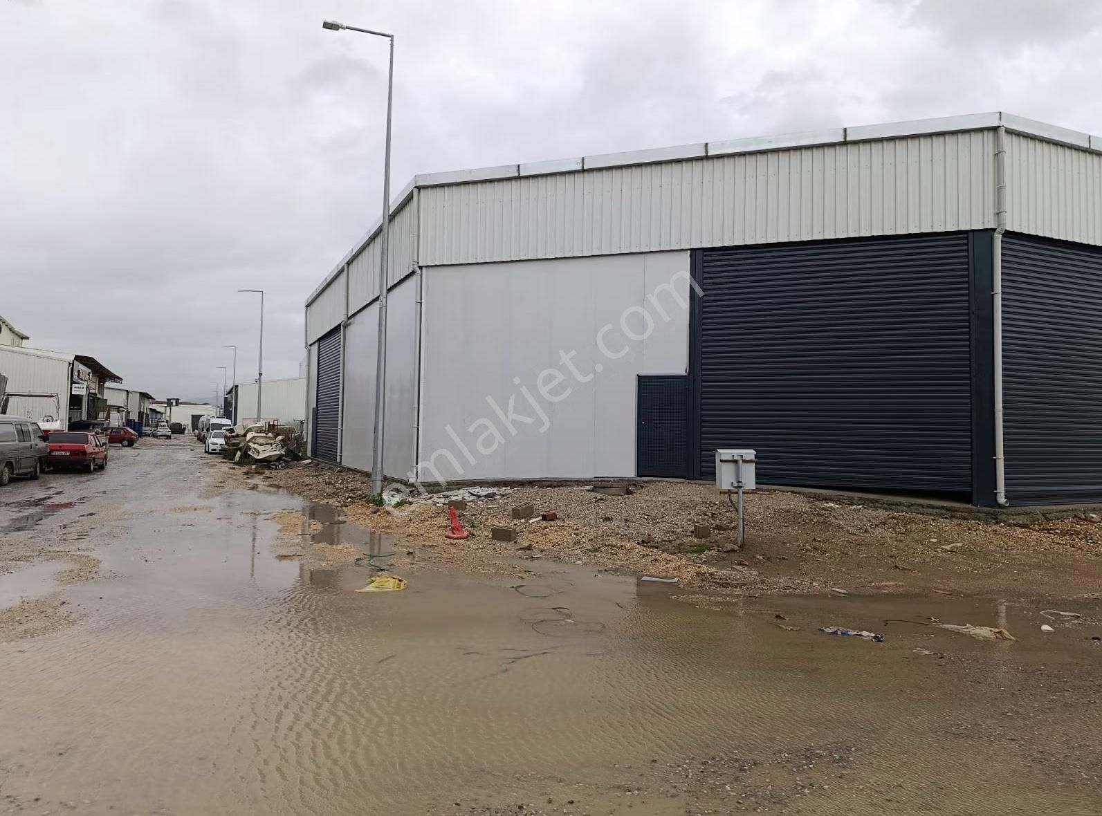 Manavgat Sanayi Sitesi Kiralik 4 Adet Asma Katli Depo Ve İsyeri - Görsel 14