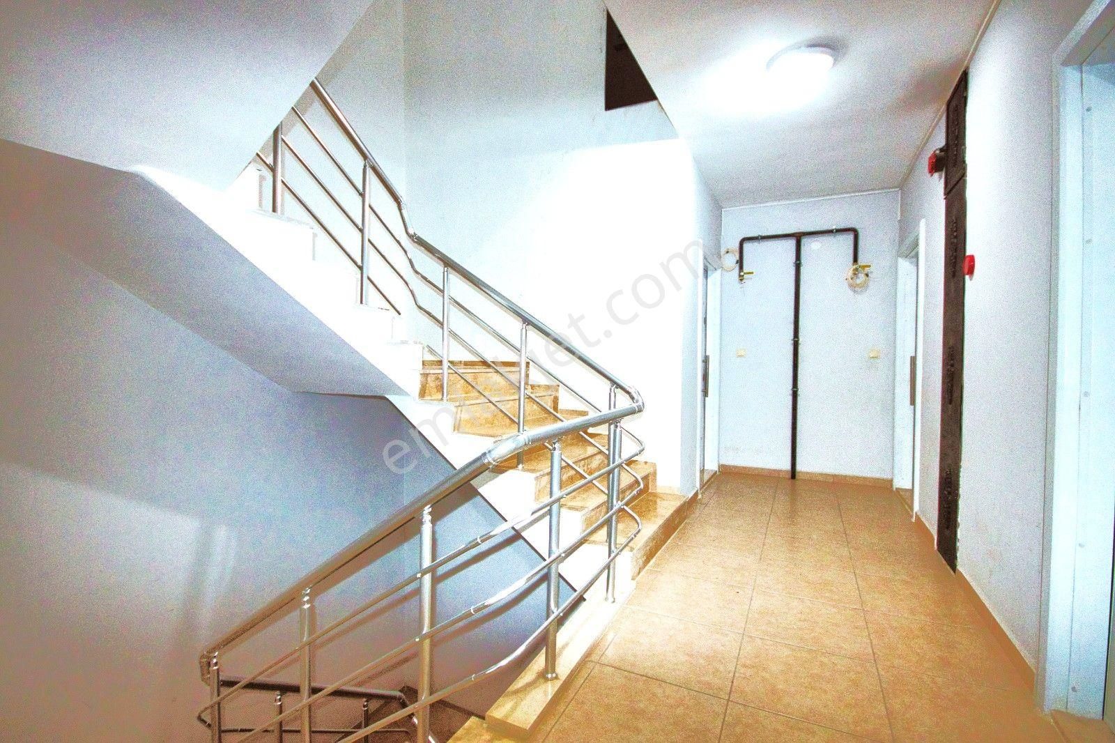 Akçay'da Aygül'den Full Krediye Uygun Hemen Oturuma Hazır Geniş Balkonlu Asansörlü 2+1 Satılık Daire - Görsel 34