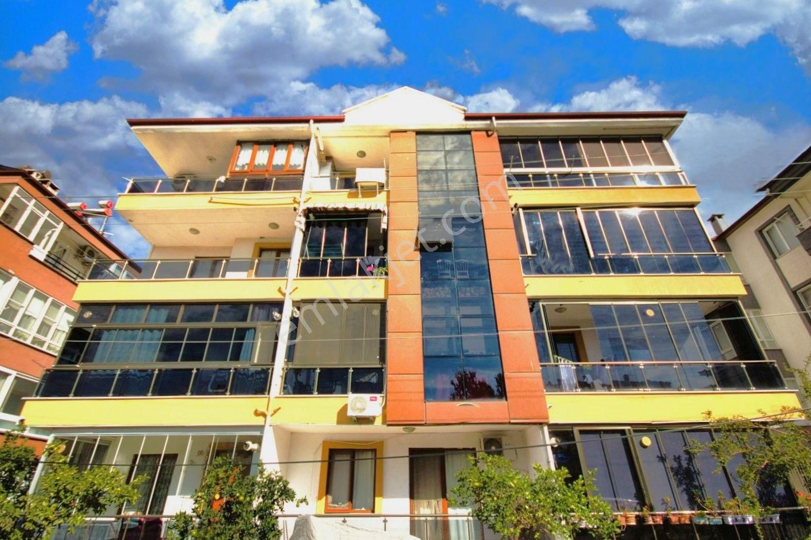 Akçay'da Aygül'den Full Krediye Uygun Hemen Oturuma Hazır Geniş Balkonlu Asansörlü 2+1 Satılık Daire - Görsel 2