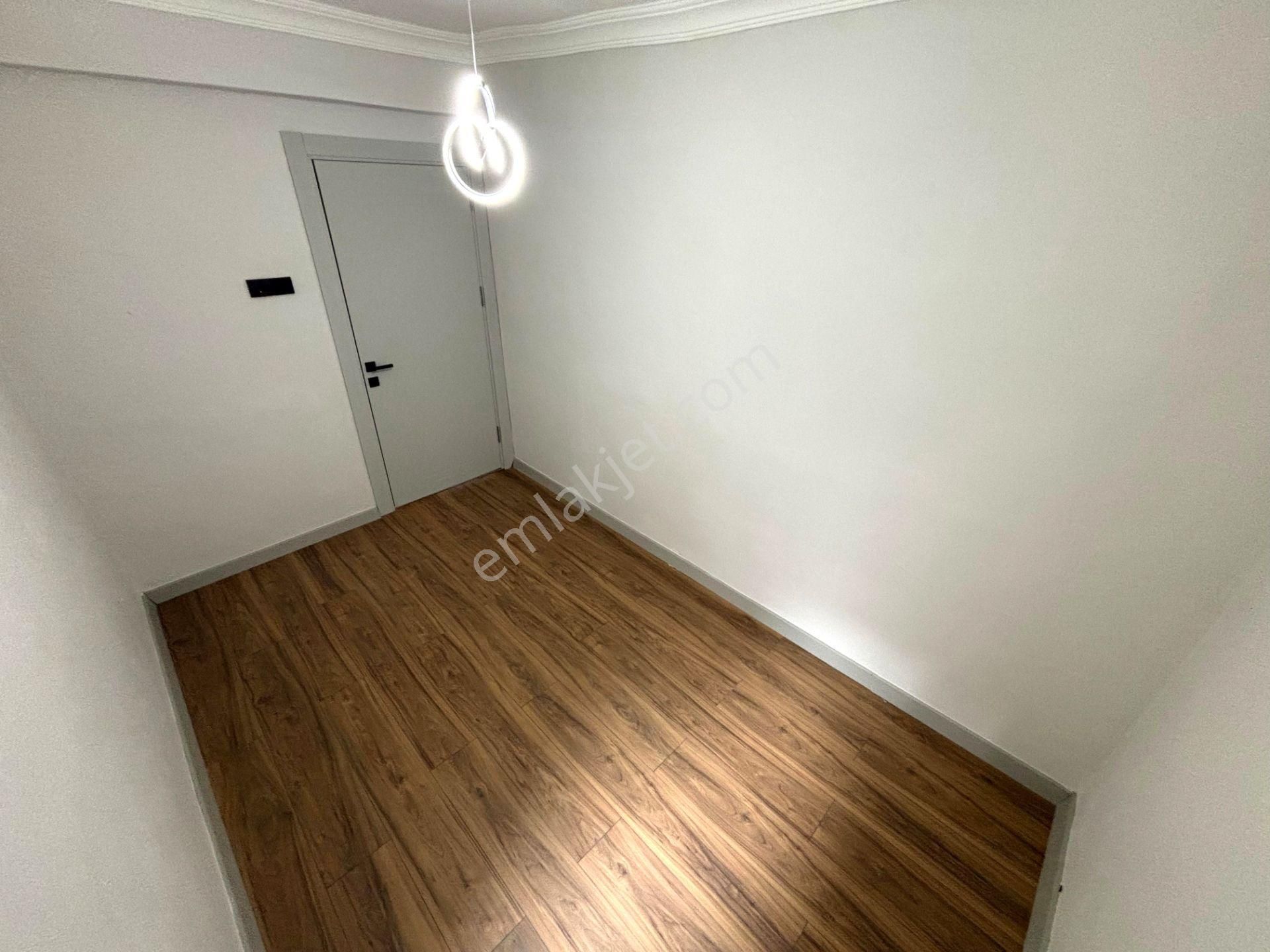 𝄞melodi'den Akçay Merkez'de Çift Cephe Ara Kat Ayrı Mutfaklı Tasarım Harikası 2+1 Daire - Görsel 20