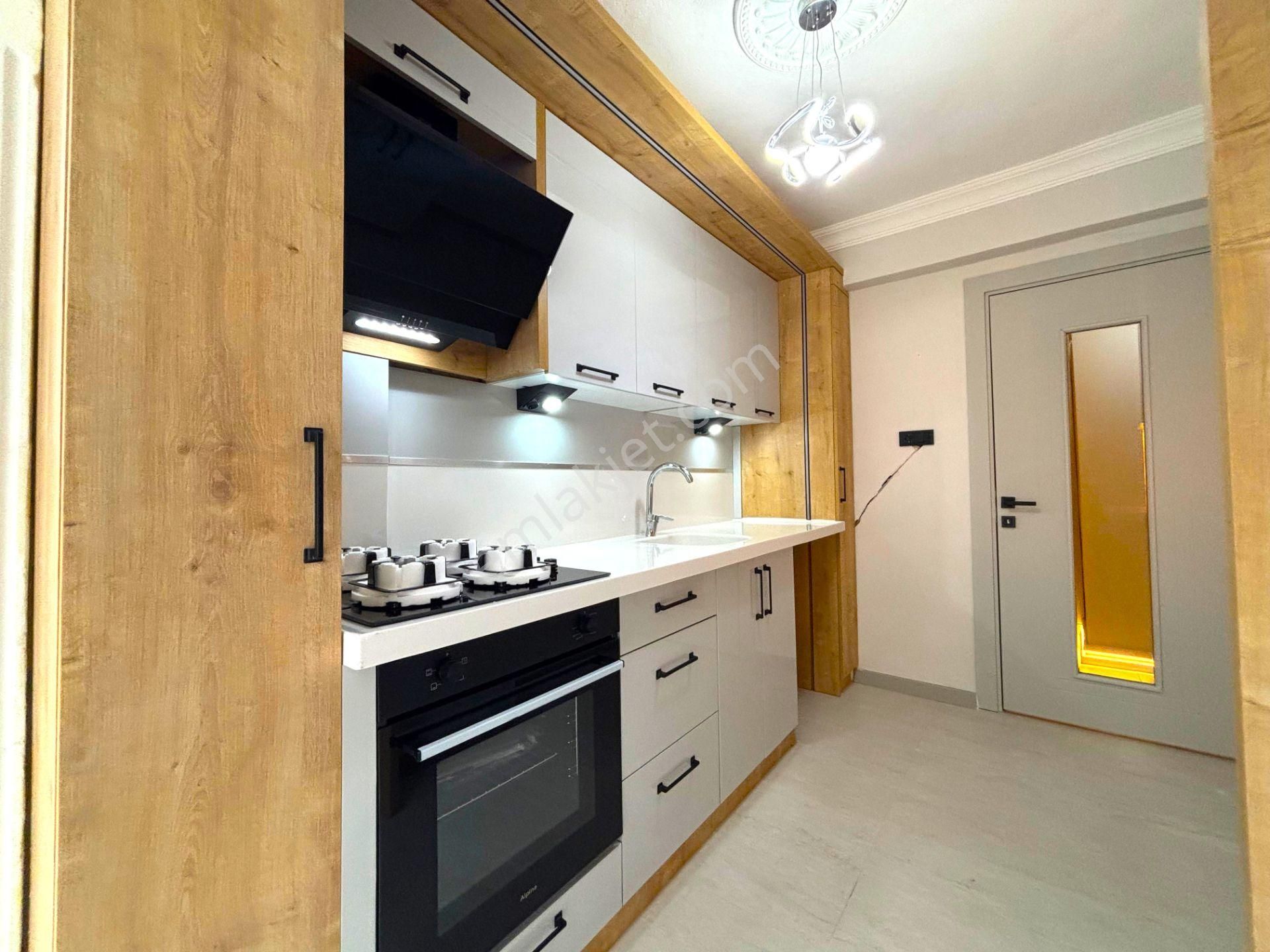 𝄞melodi'den Akçay Merkez'de Çift Cephe Ara Kat Ayrı Mutfaklı Tasarım Harikası 2+1 Daire - Görsel 6