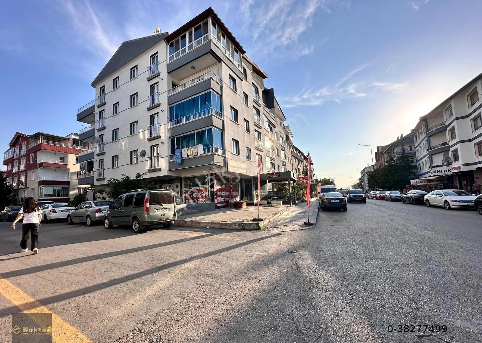 Süvaride Asansörlü 3+1//120m2 Ebeveynli Köşe Cepheli