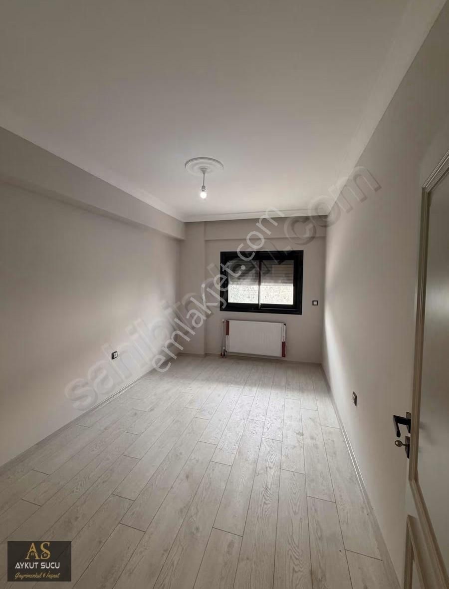 Cadde Üzeri | Sıfır 2+1 | Asansörlü | Bornova Atatürkkızılay - Görsel 2