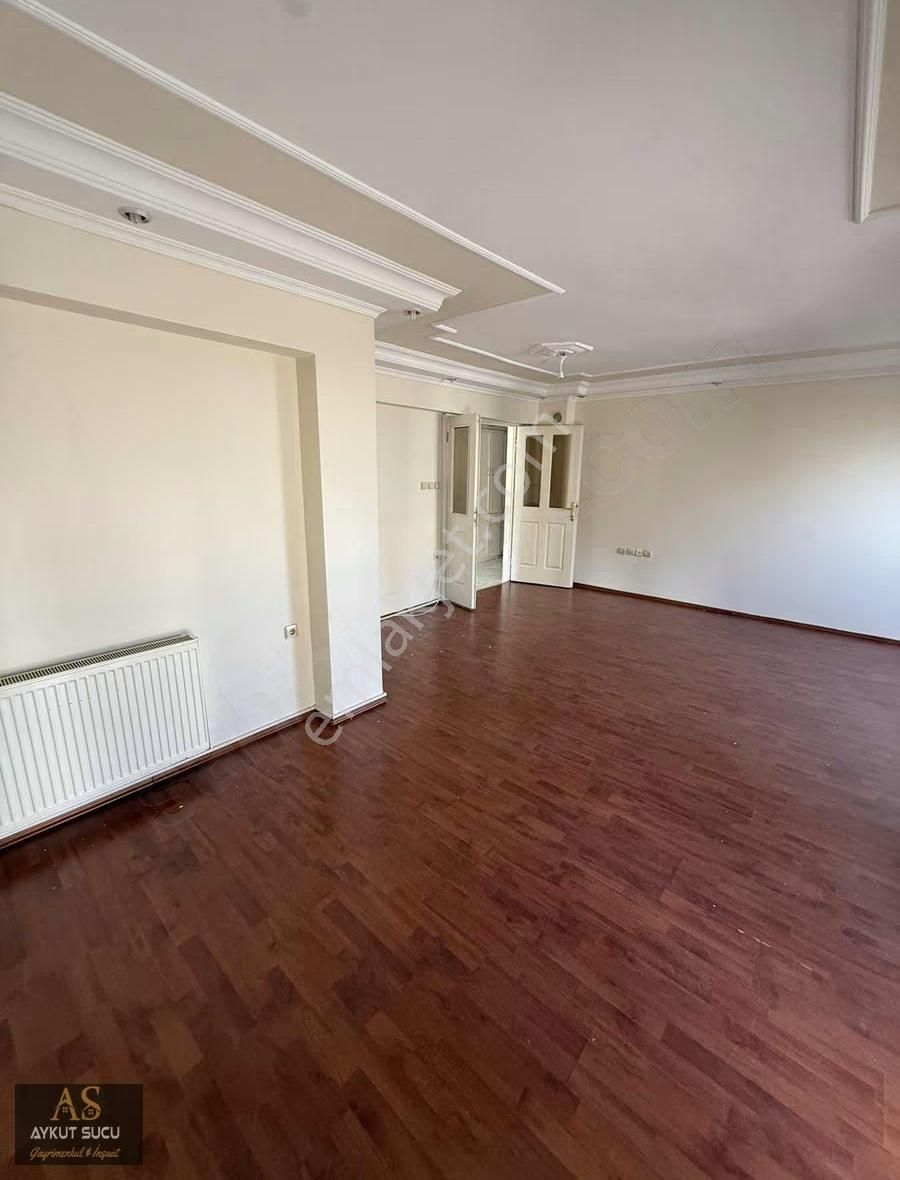 Bayraklı Manavkuyuda 3+1 Ebeveyn Banyolu Kiralık Daire - Görsel 10