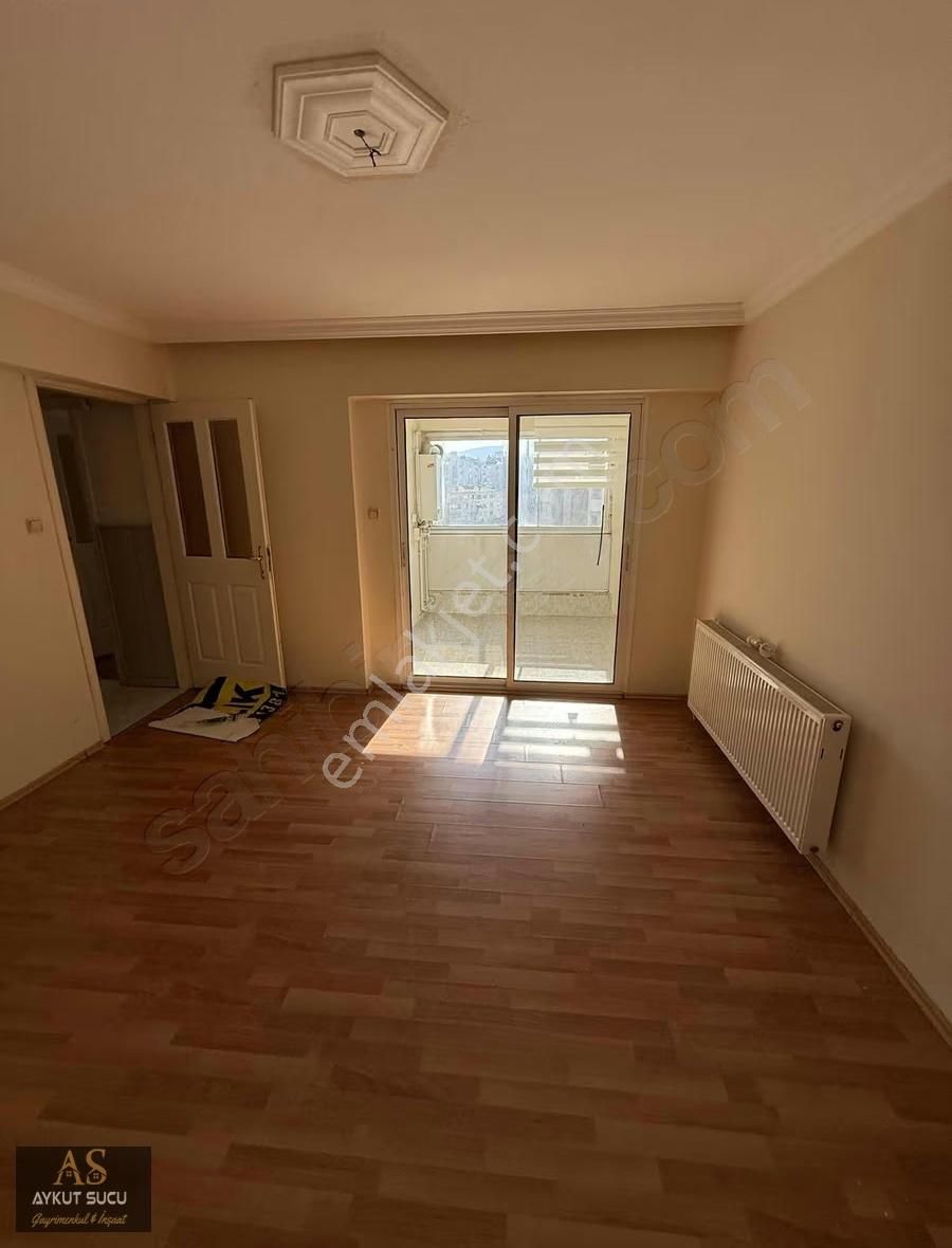 Bayraklı Manavkuyuda 3+1 Ebeveyn Banyolu Kiralık Daire - Görsel 21