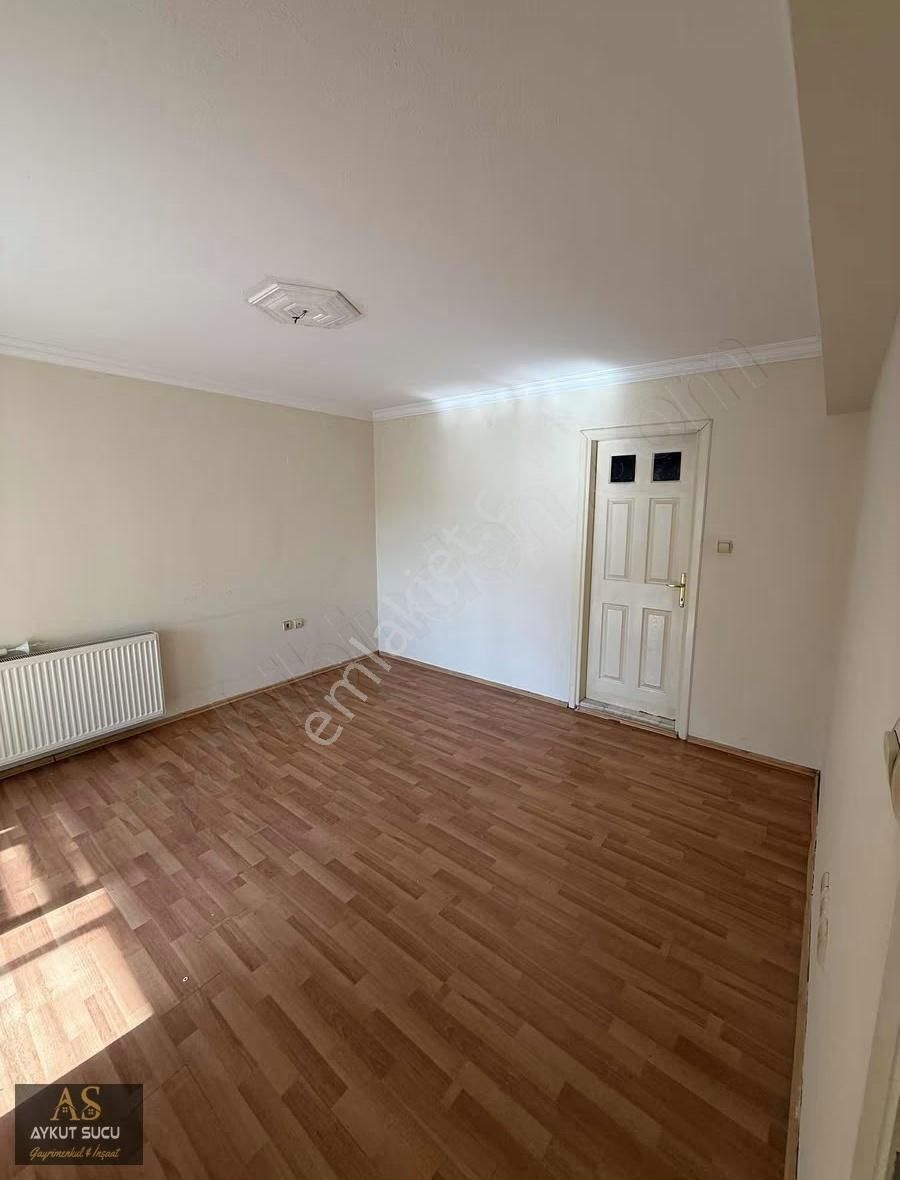 Bayraklı Manavkuyuda 3+1 Ebeveyn Banyolu Kiralık Daire - Görsel 25
