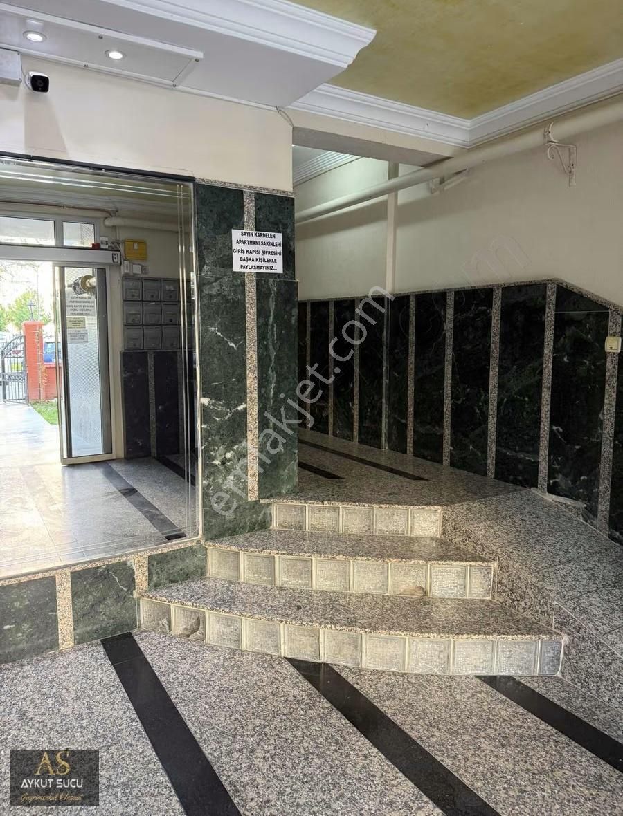 Bayraklı Manavkuyuda 3+1 Ebeveyn Banyolu Kiralık Daire - Görsel 23