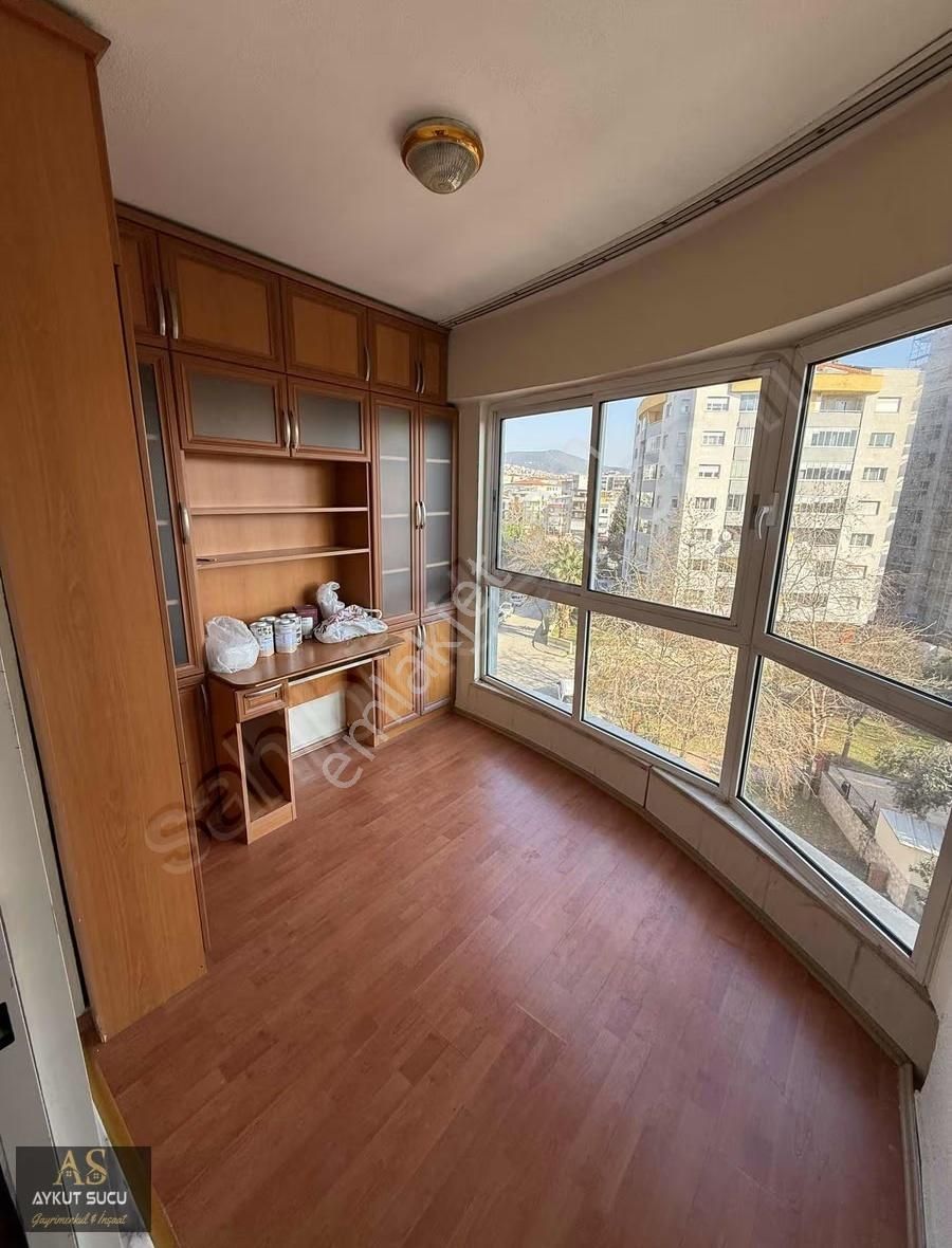 Bayraklı Manavkuyuda 3+1 Ebeveyn Banyolu Kiralık Daire - Görsel 26