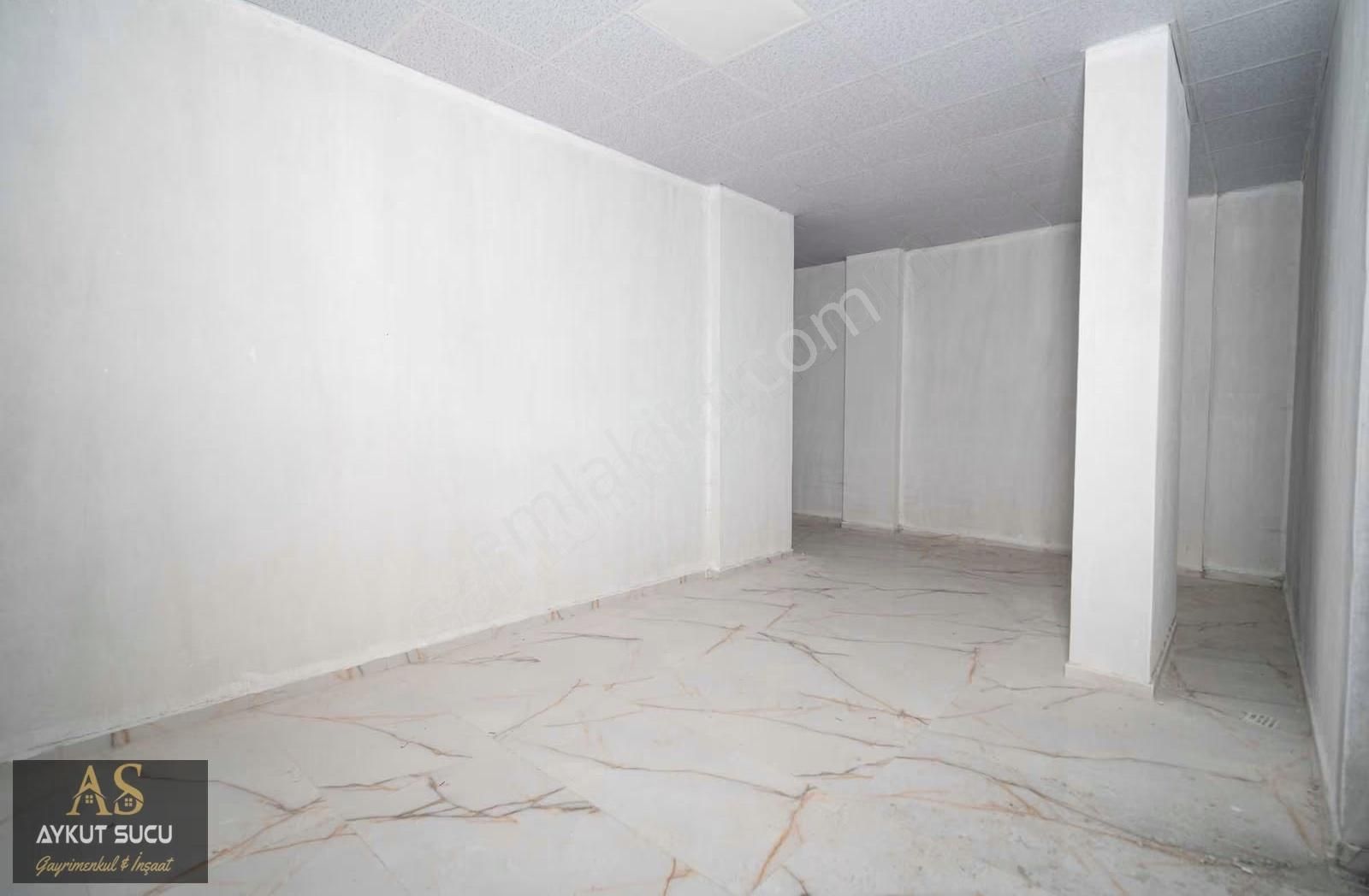 Cadde Üzeri Çift Cepheli Geniş Kullanım Alanlı Kiralık Dükkan - Görsel 13