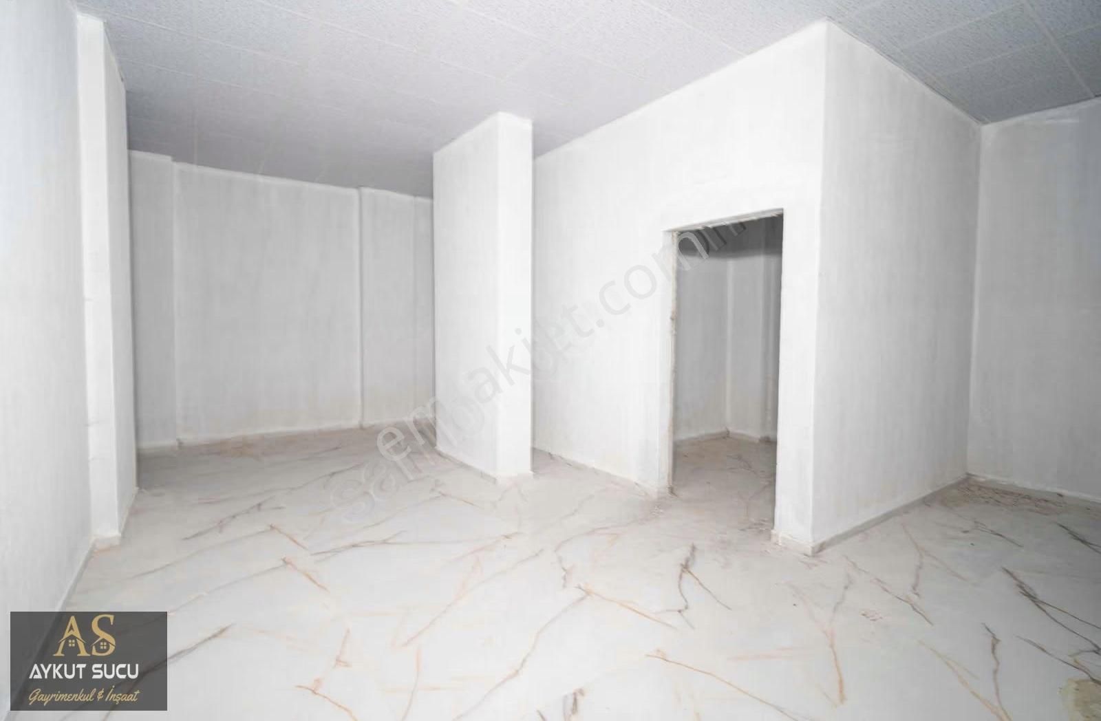 Cadde Üzeri Çift Cepheli Geniş Kullanım Alanlı Kiralık Dükkan - Görsel 15