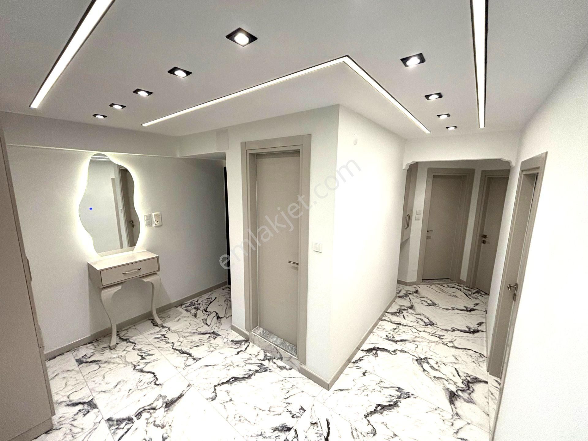 📍deluxe Evlerin Adresi Blue Life Egen'den Gerçek İlan-ikizçay'da Ön Cephe Ayrı Mutfaklı 3+1 Daire - Görsel 3