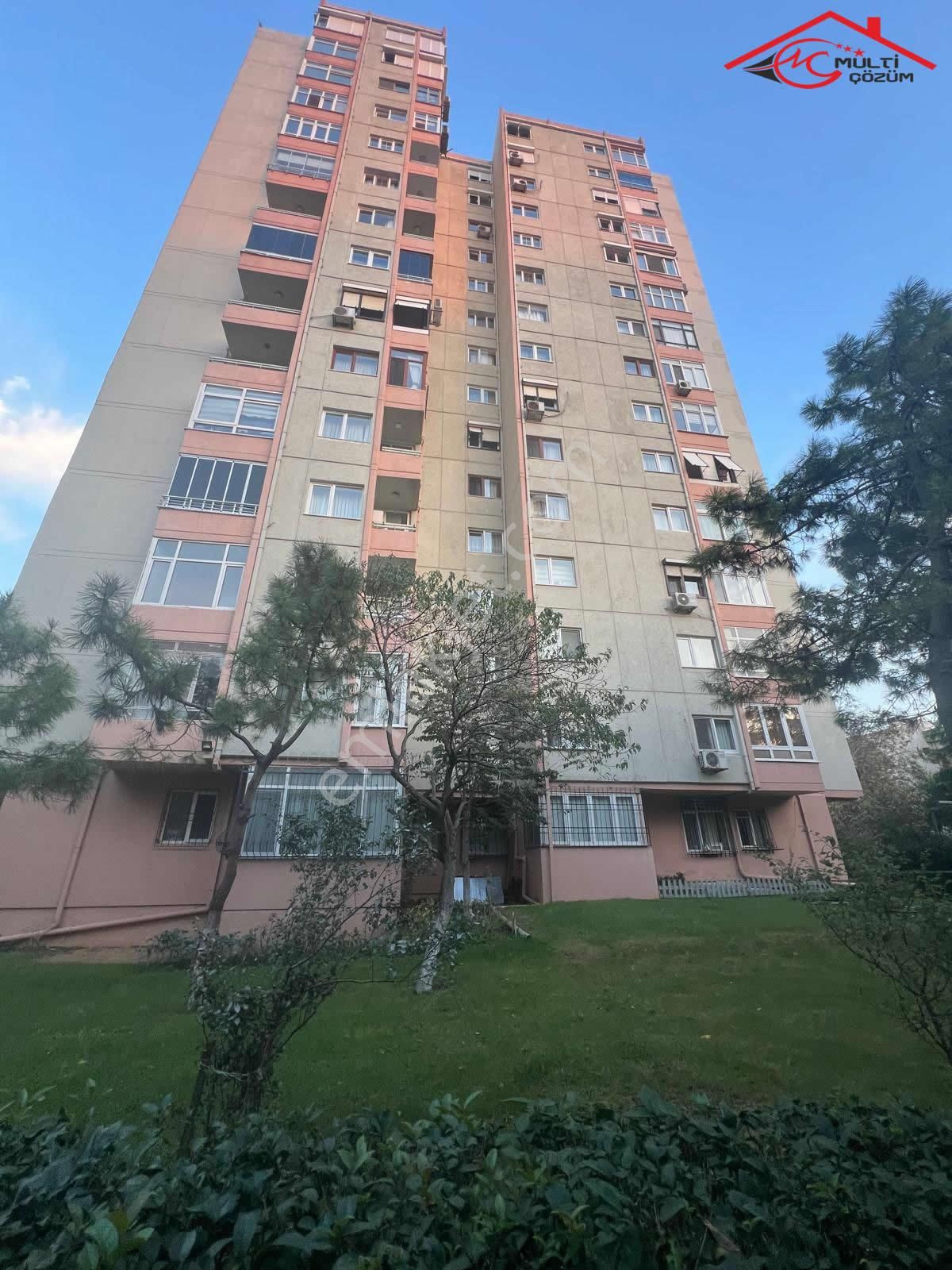 Ataköy 5 Kısım A Blokda Satılık 3+1 Daire Çarşı Ve Marmarayın Yanı - Görsel 3