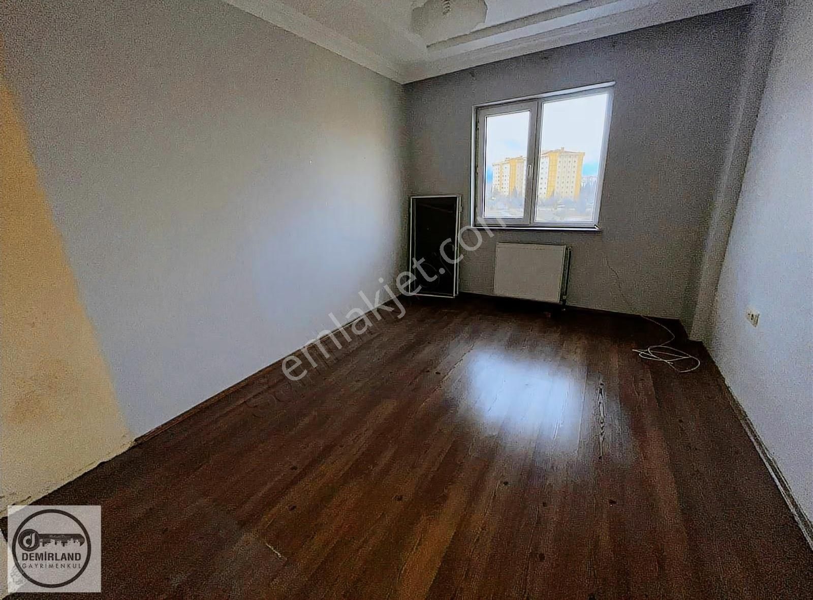 Demirland'dan Kiralık 1.etap Tokide 3+1 Daire - Görsel 7