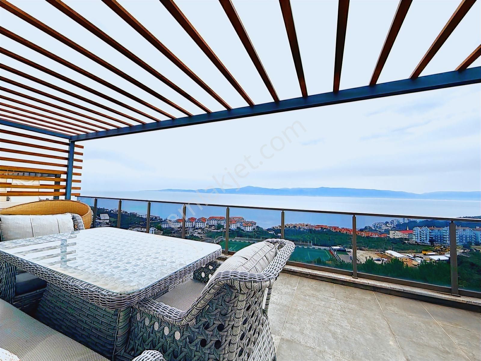 Burgaz'da Panoramik Deniz Manzaralı 5+1 Dubleks Daire - Görsel 3