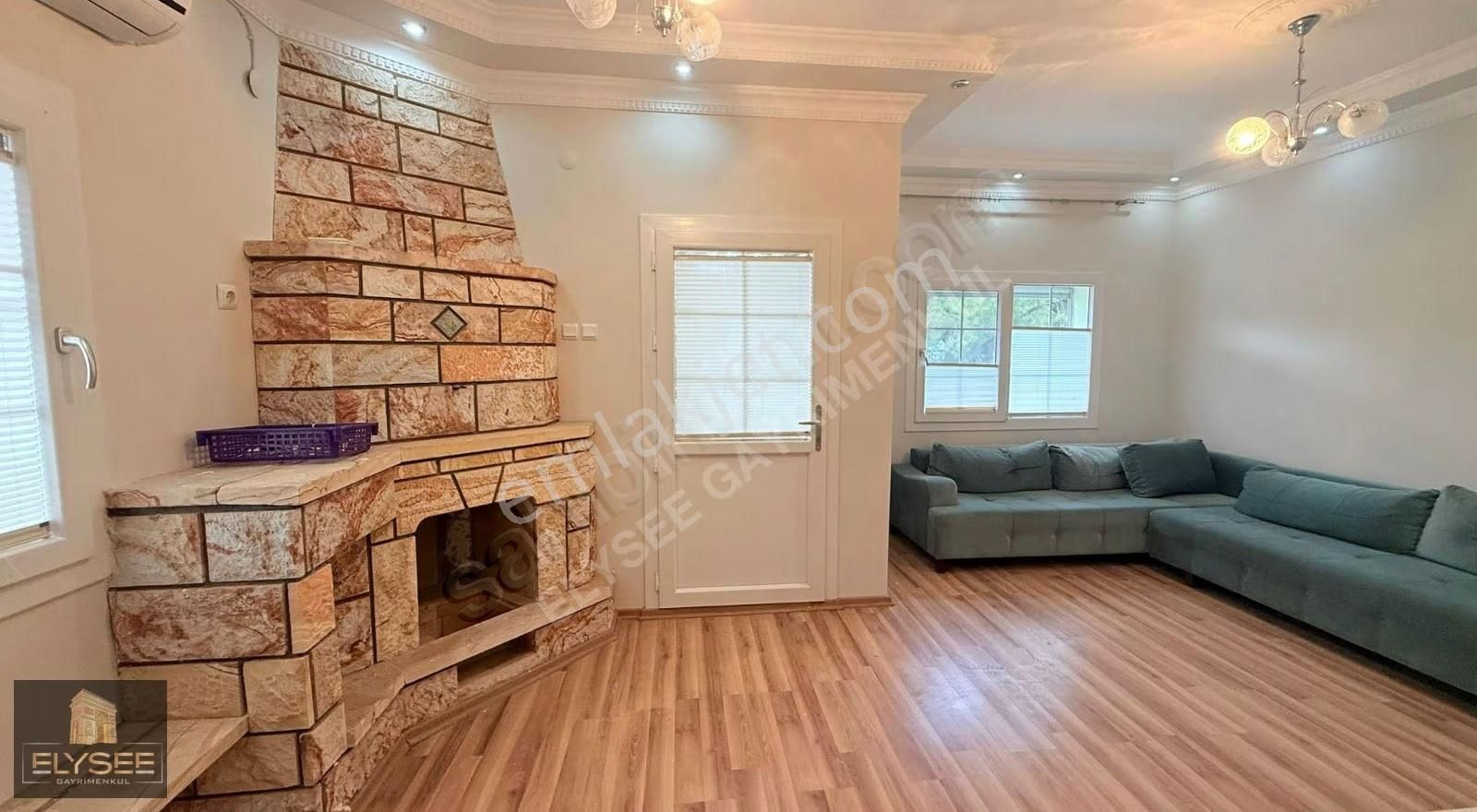 Didim De Site İçerisinde Köşe Masrafsız Villa