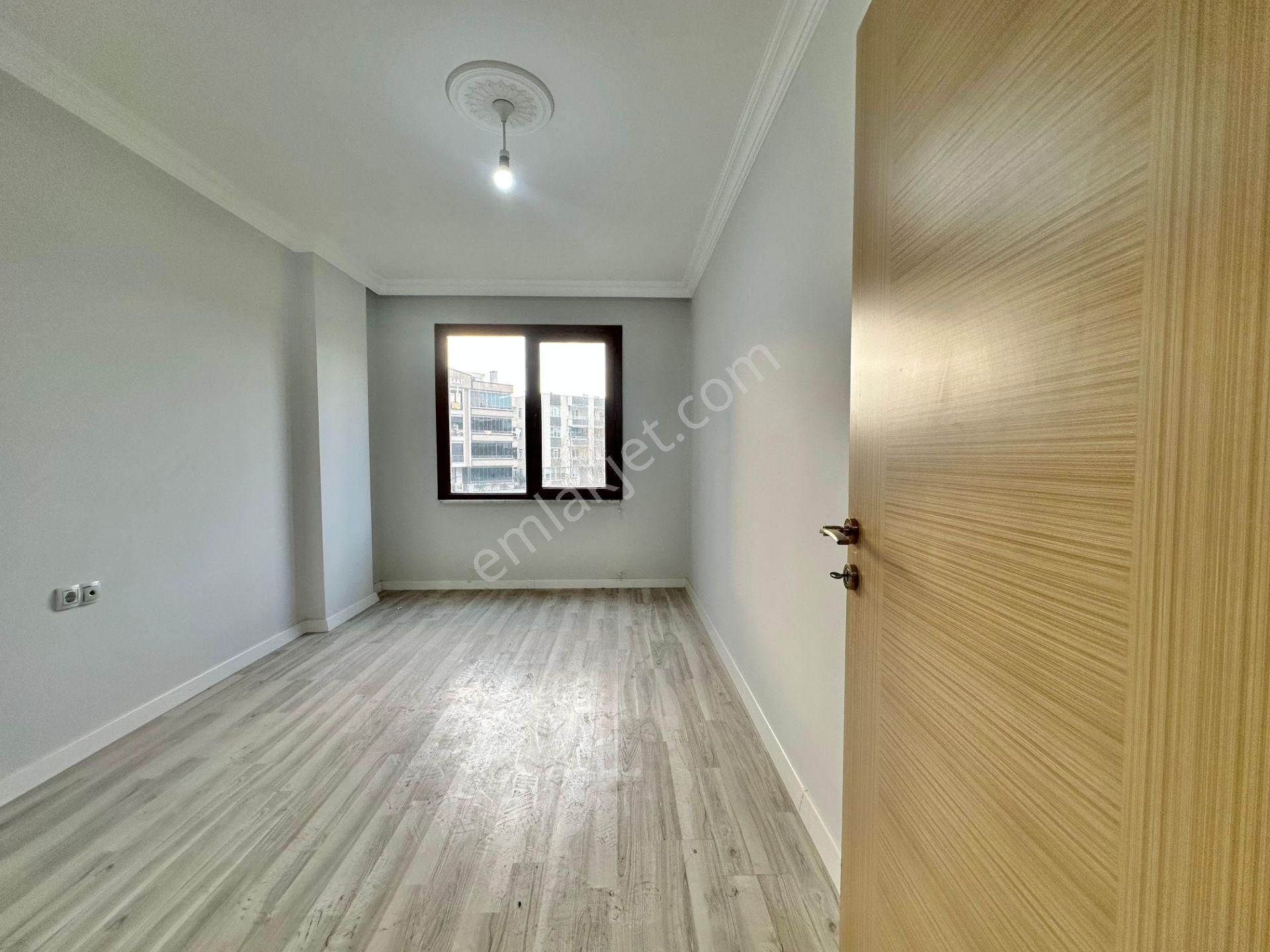 ꧁ay Emlaktan꧂akçay'da Denize Sadece 300 M Arakat Ön Cephe Çift Balkonlu Satılık 3+1 Asansörlü Daire - Görsel 32