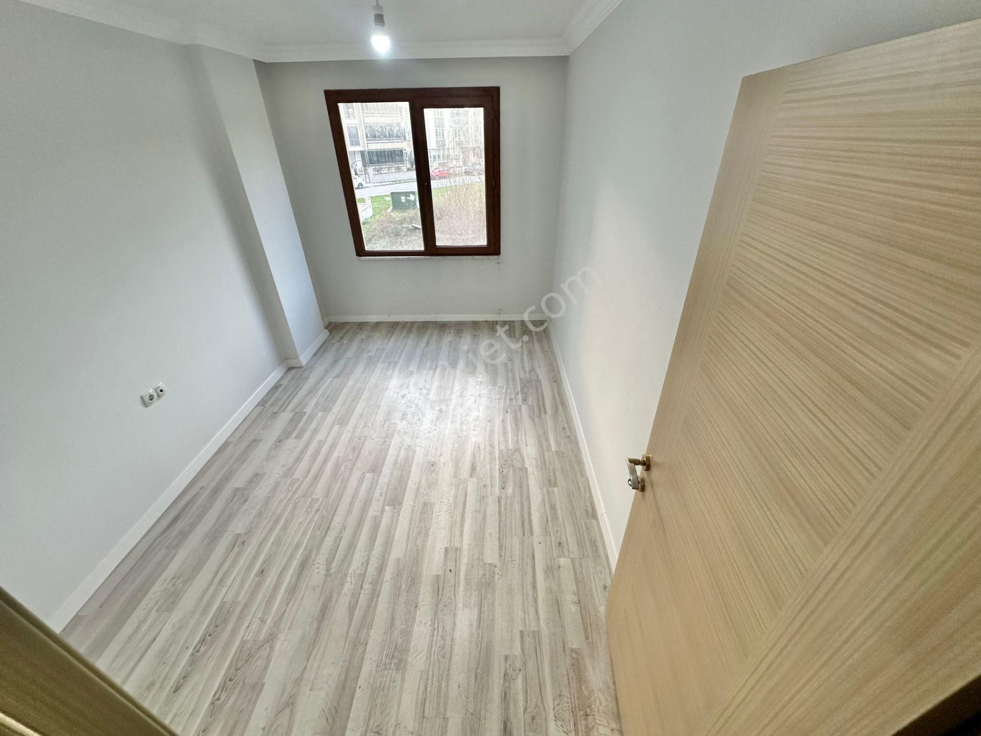 ꧁ay Emlaktan꧂akçay'da Denize Sadece 300 M Arakat Ön Cephe Çift Balkonlu Satılık 3+1 Asansörlü Daire - Görsel 31