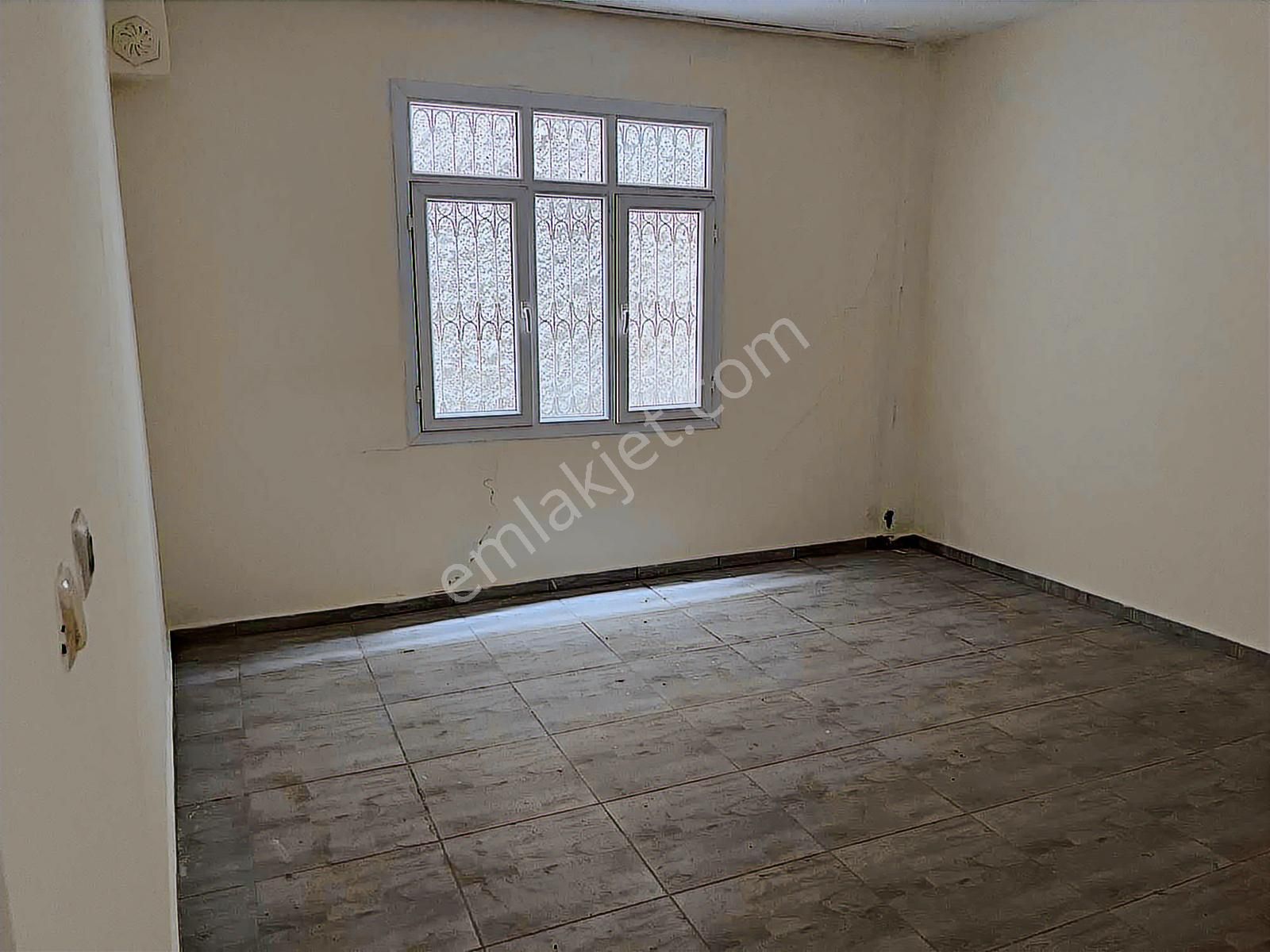 Oto Center Ve İncirlik Hava Üssü Yanında 2+1 Evimiz Satılıktır - Görsel 18