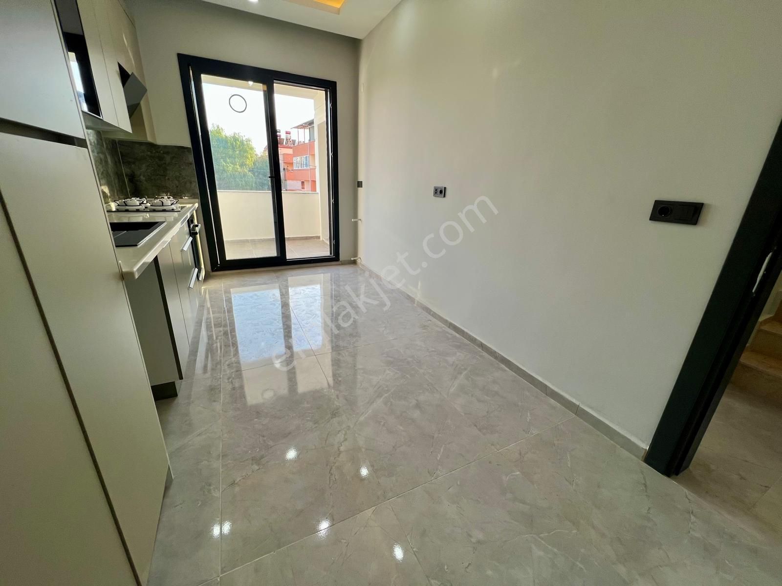 Aras Emlaktan Akçayda Kapalı Mutfak Geniş Dubleks Daire - Görsel 19