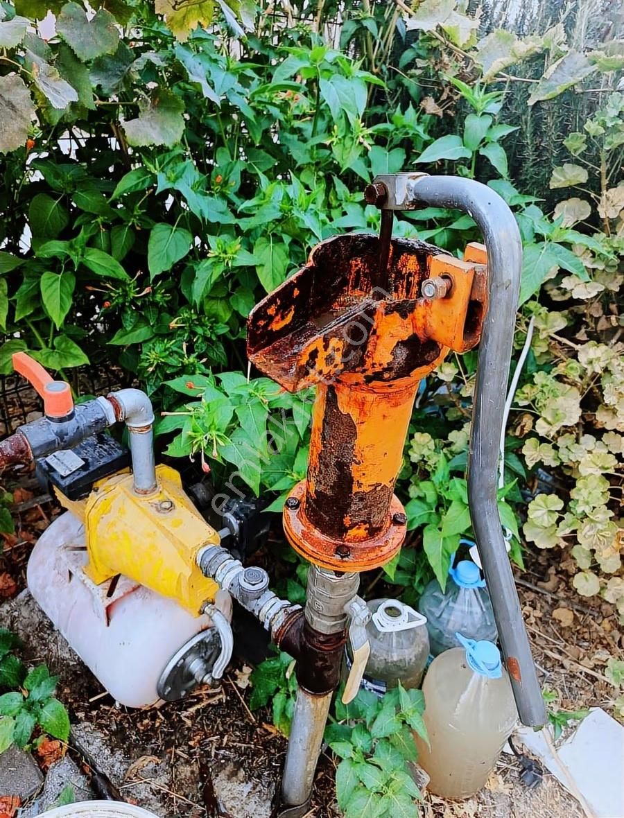 Foça Hacıveli'de Eşyasız Bahçeli Ayrı Mutfaklı 2+1 Daire - Görsel 6