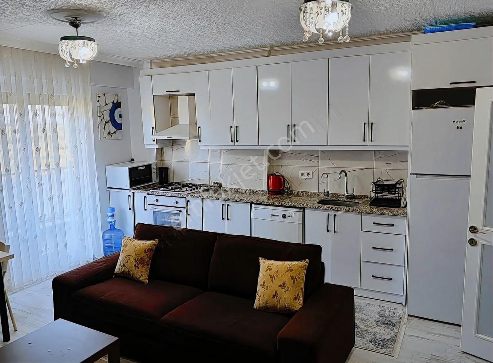 Foça Yenibağarasında Sitede Teraslı 1+1 Bakımlı Daire - Görsel 21