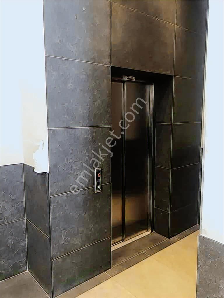 Torbalı Da İzban Yakını Havuzlu Sitede Satılık 3+1 Daire - Görsel 5