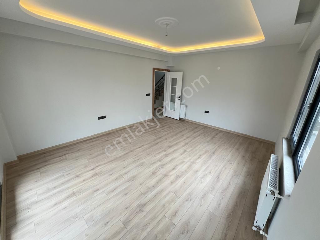 Akçay Aras Emlaktan Altınkumda 4+1 Çift Mutfak Geniş Dubleks - Görsel 5