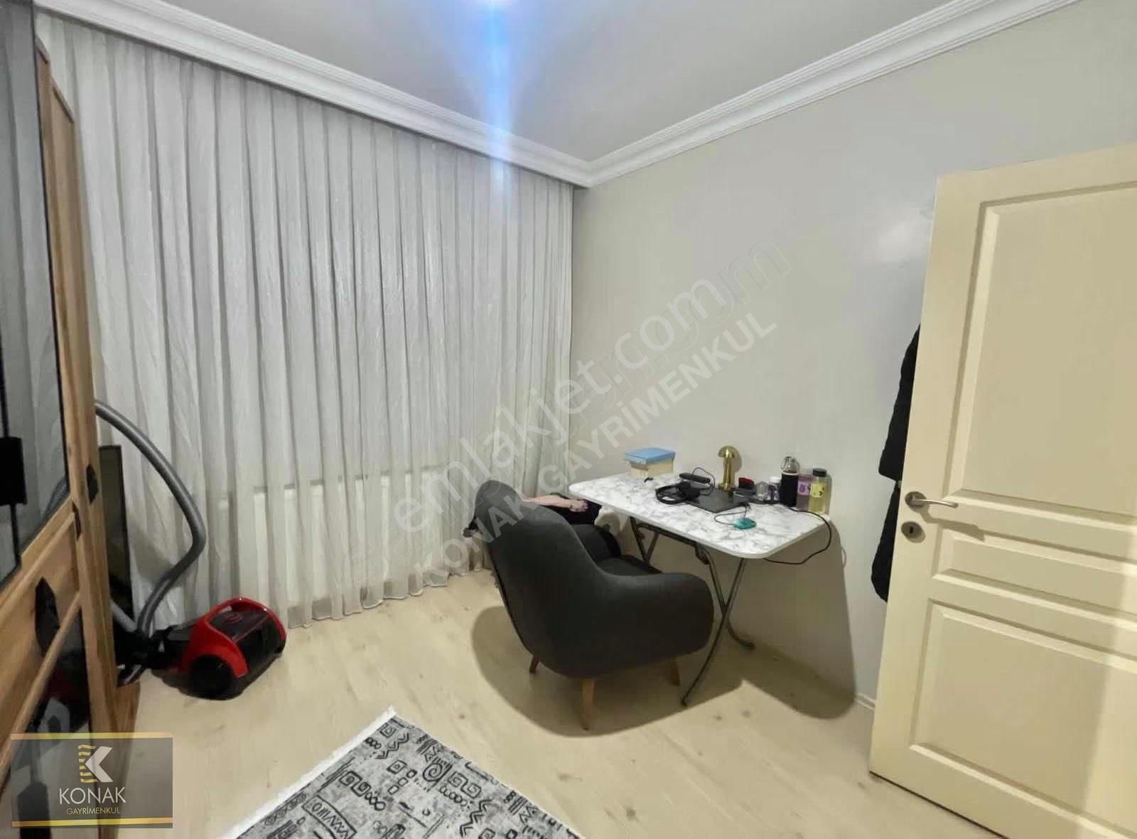 Sahile Ve E 5 Çok Yakın 2+1 Ara Kat Daire - Görsel 10