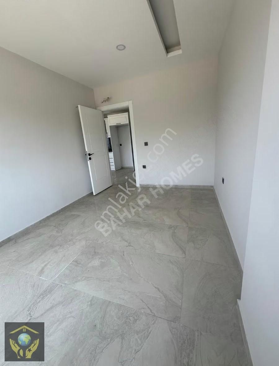 Denız Manzaralı Denize Sıfır Fırsat Yatırımlık Daire - Görsel 18